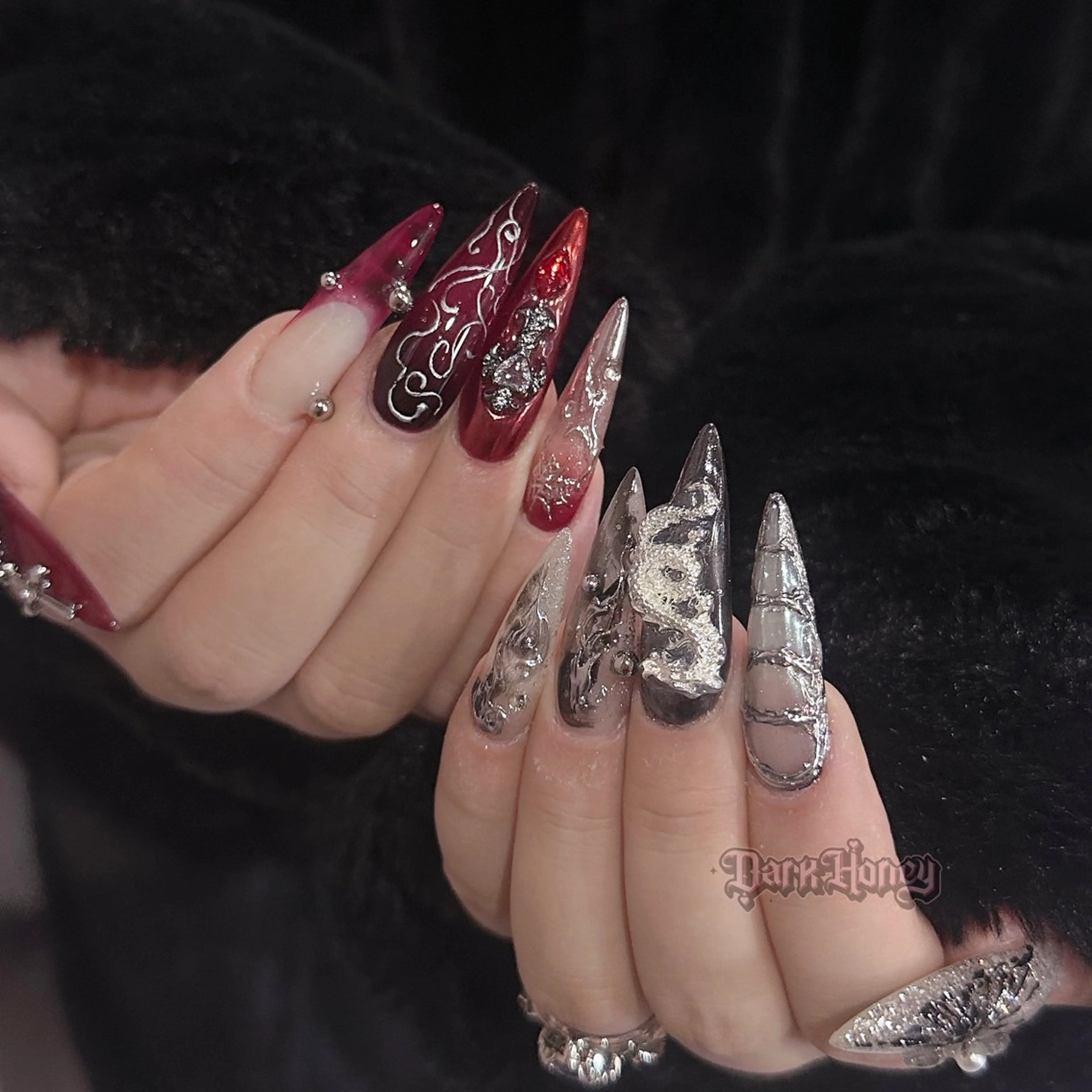 ネイル Dark honey スカルプ専門原宿店のネイルデザイン