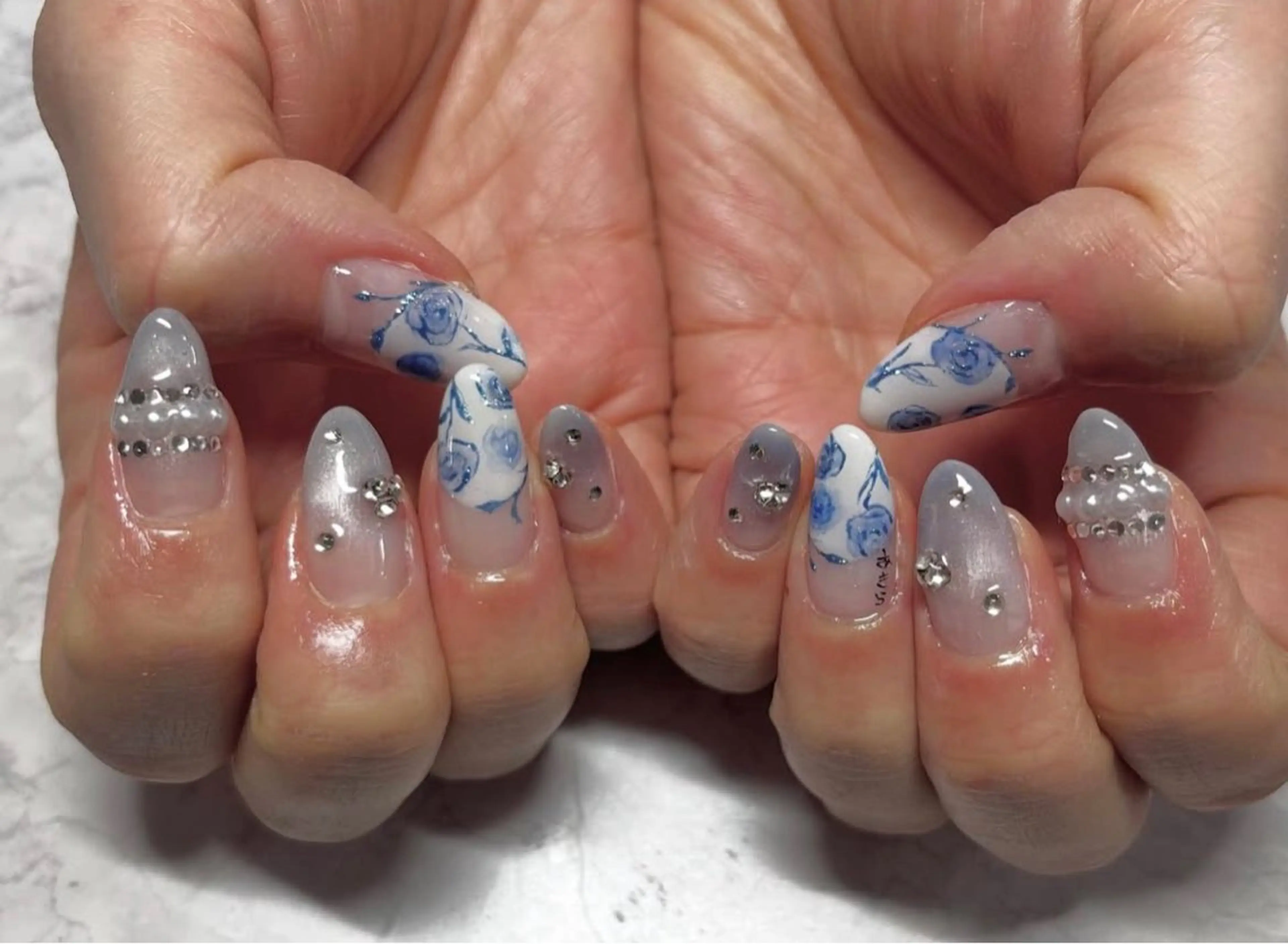 ネイル ハンドネイル Van Nail Salonのネイルデザイン