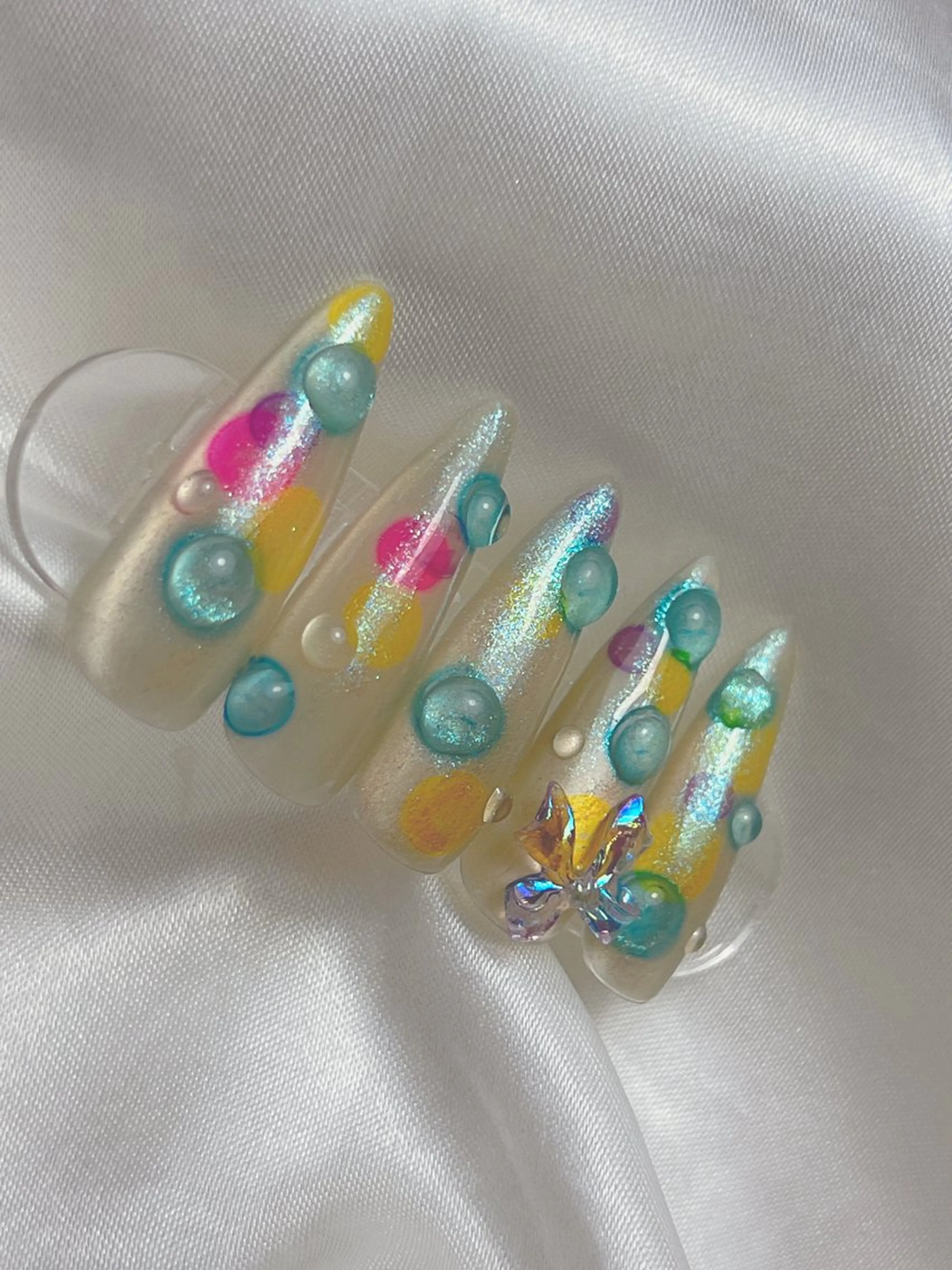 ネイル ハンドネイル bijou nails　蓮のネイルデザイン