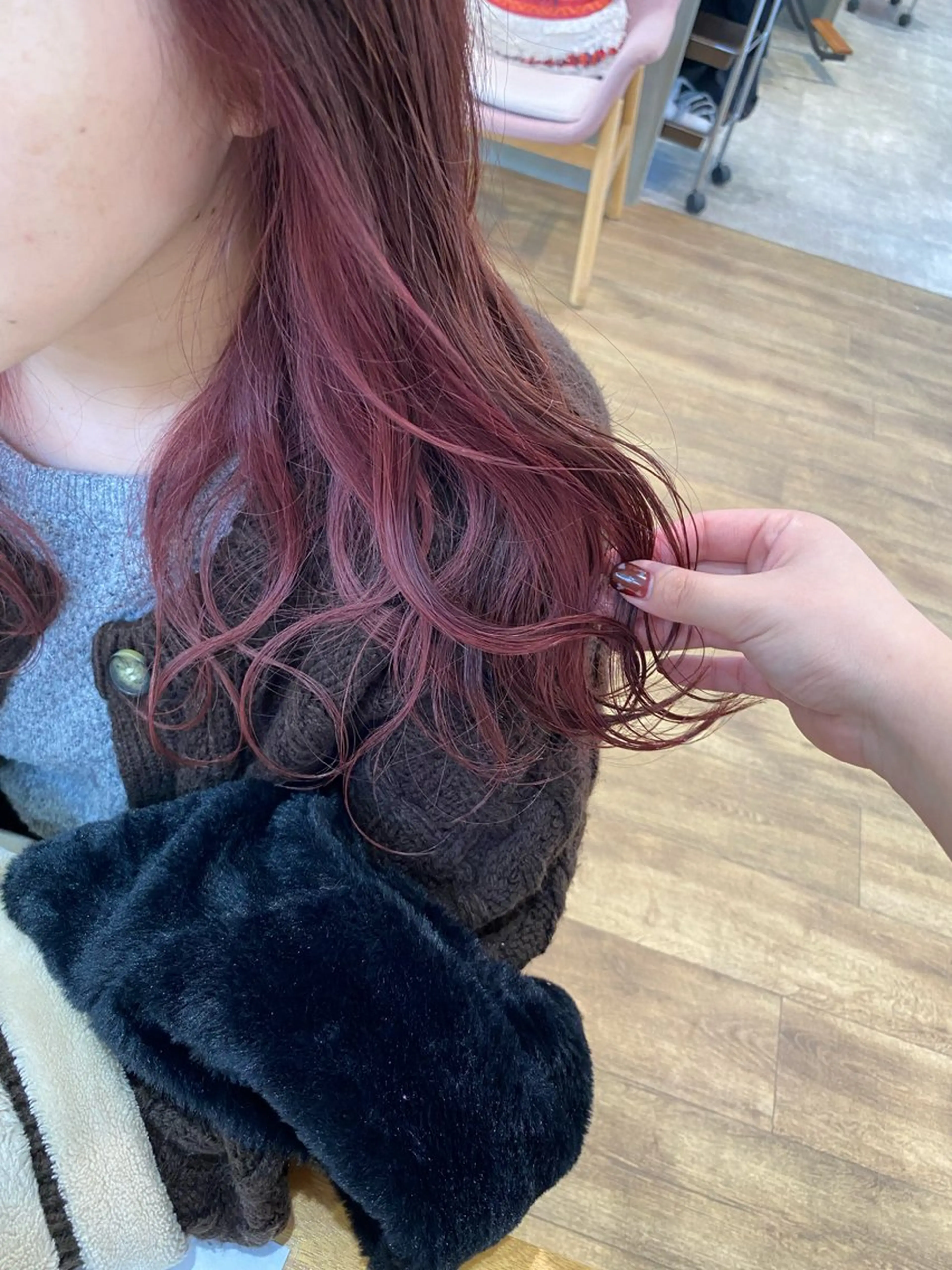 ロング カラー 藤野 凪沙のヘアスタイル