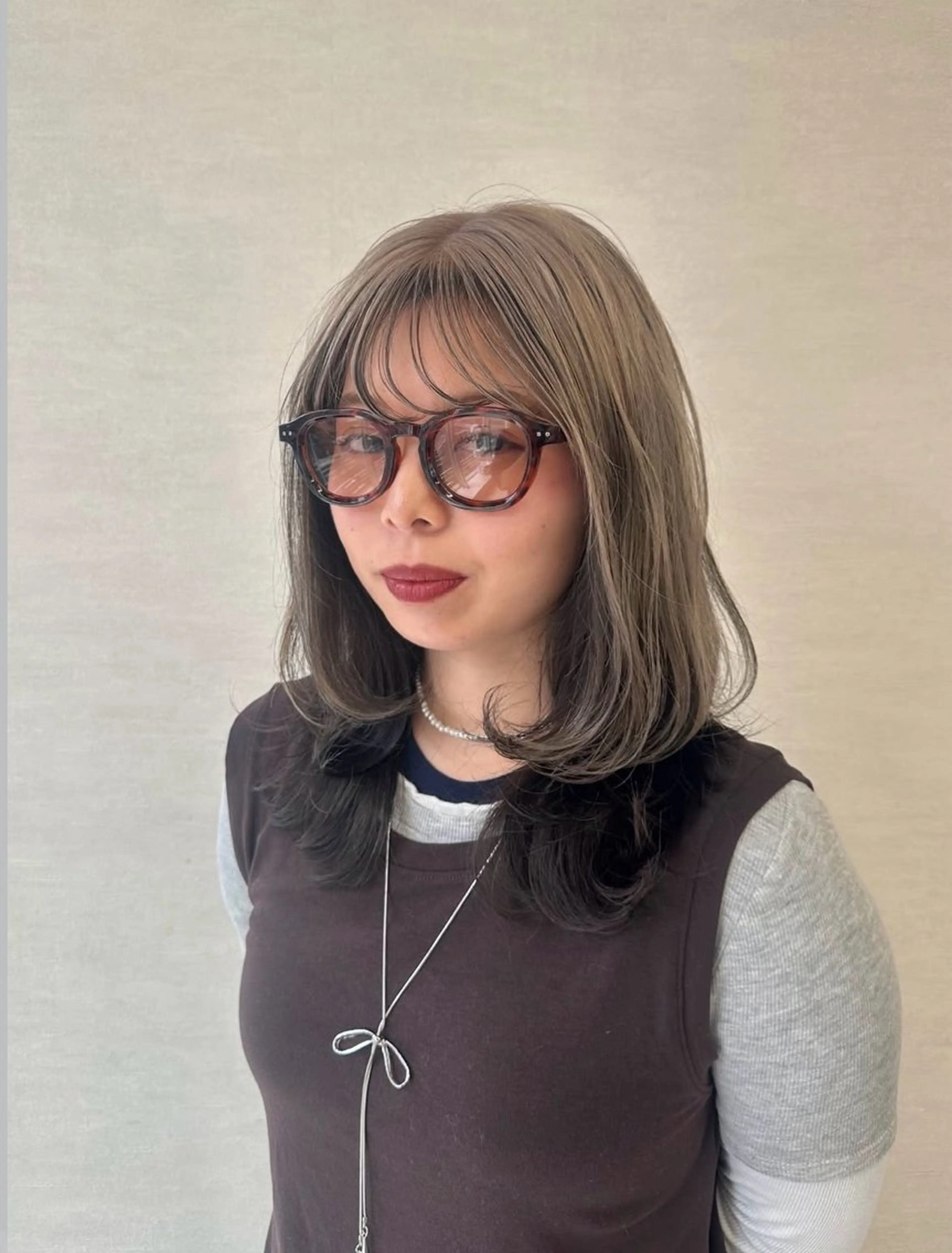 ミディアム 梅田/レイヤーモデル 花音のヘアスタイル