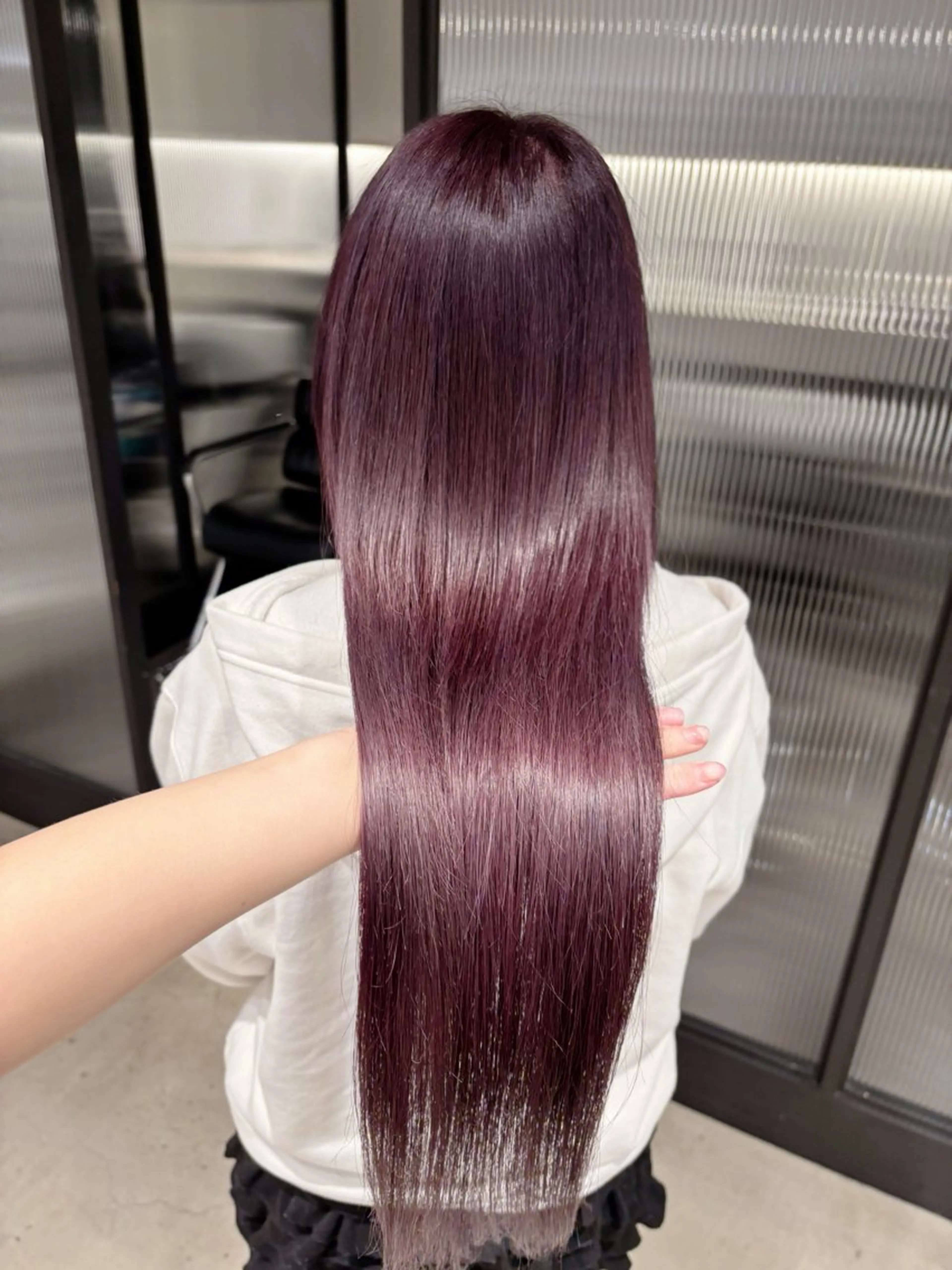 セミロング カット ヘアカラー yui/ラベンダー/ ピンク/ワインレッドのヘアスタイル