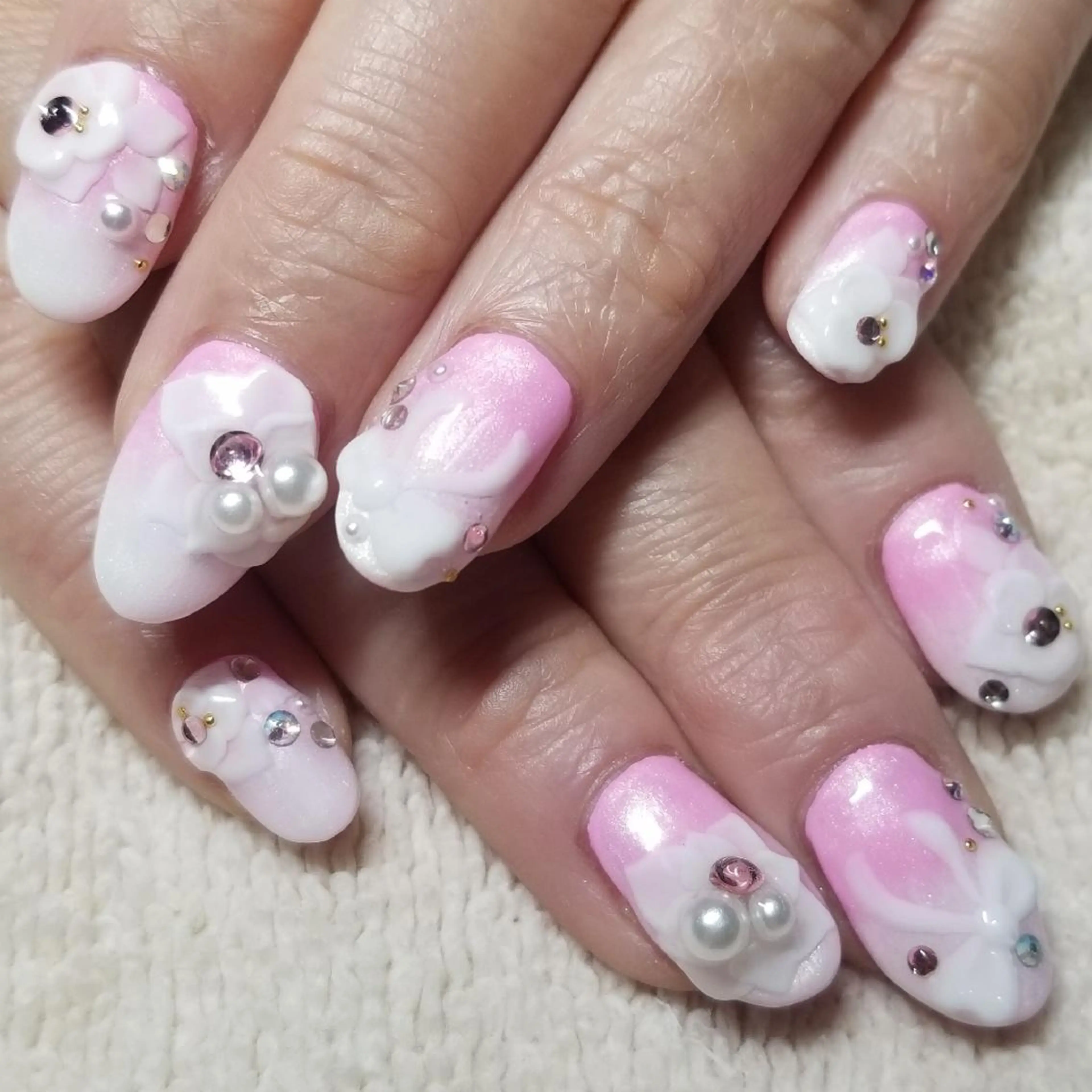 ネイル グラデーション ピンク リボン ハンドネイル よしだ ひろきのネイルデザイン