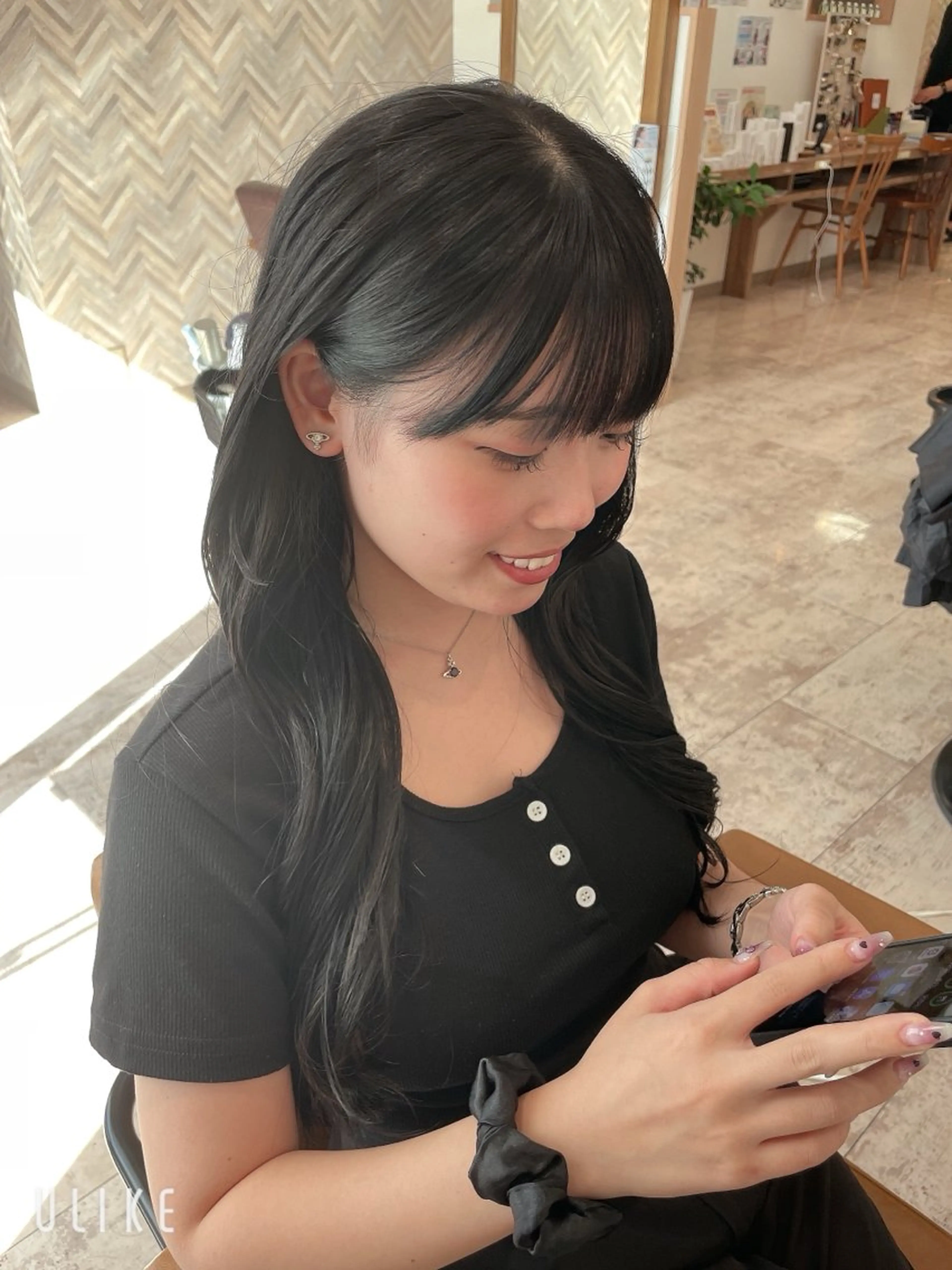 ロング 韓国風ヘア 秋山 大樹のヘアスタイル