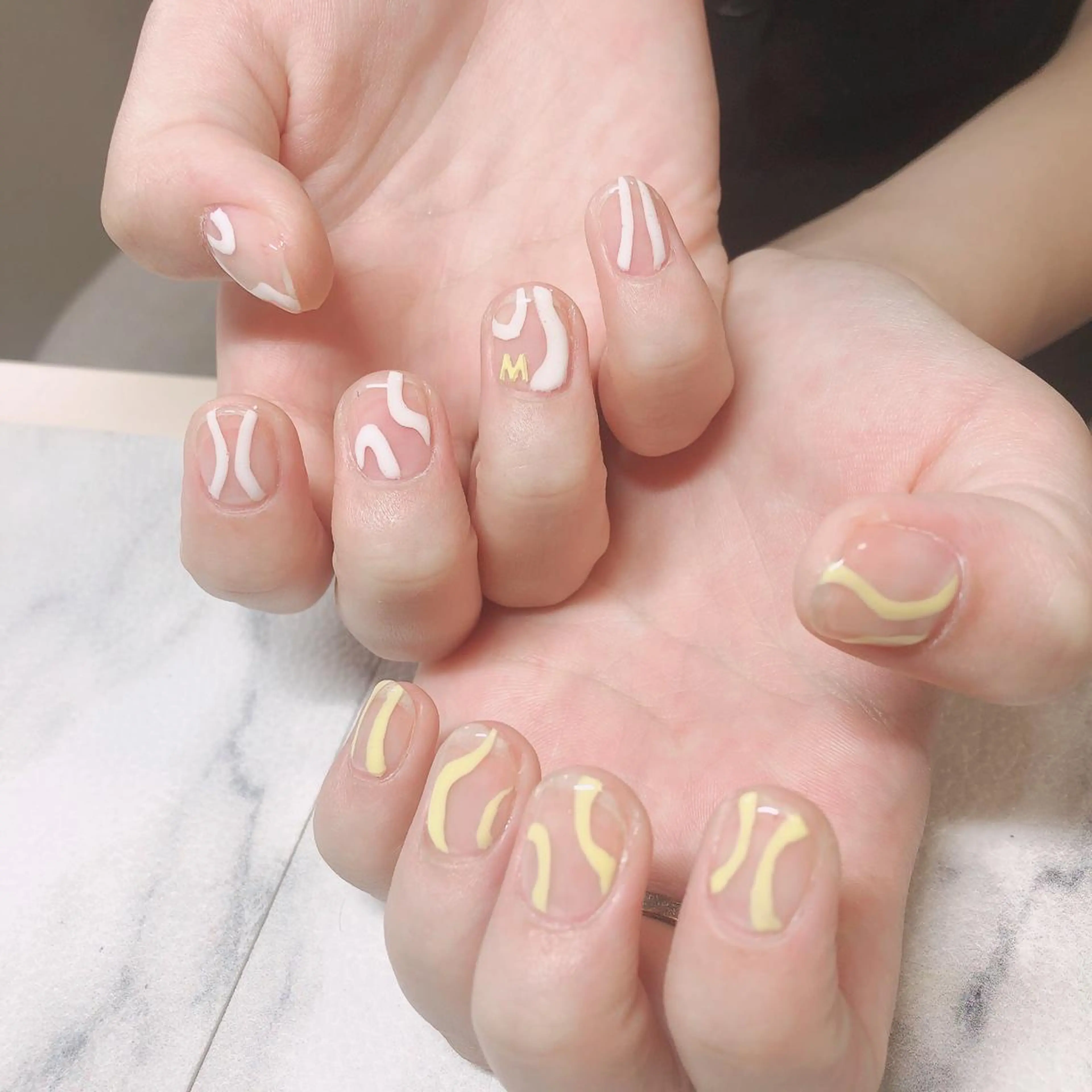 ネイル 持ち込み 結城 怜菜のネイルデザイン