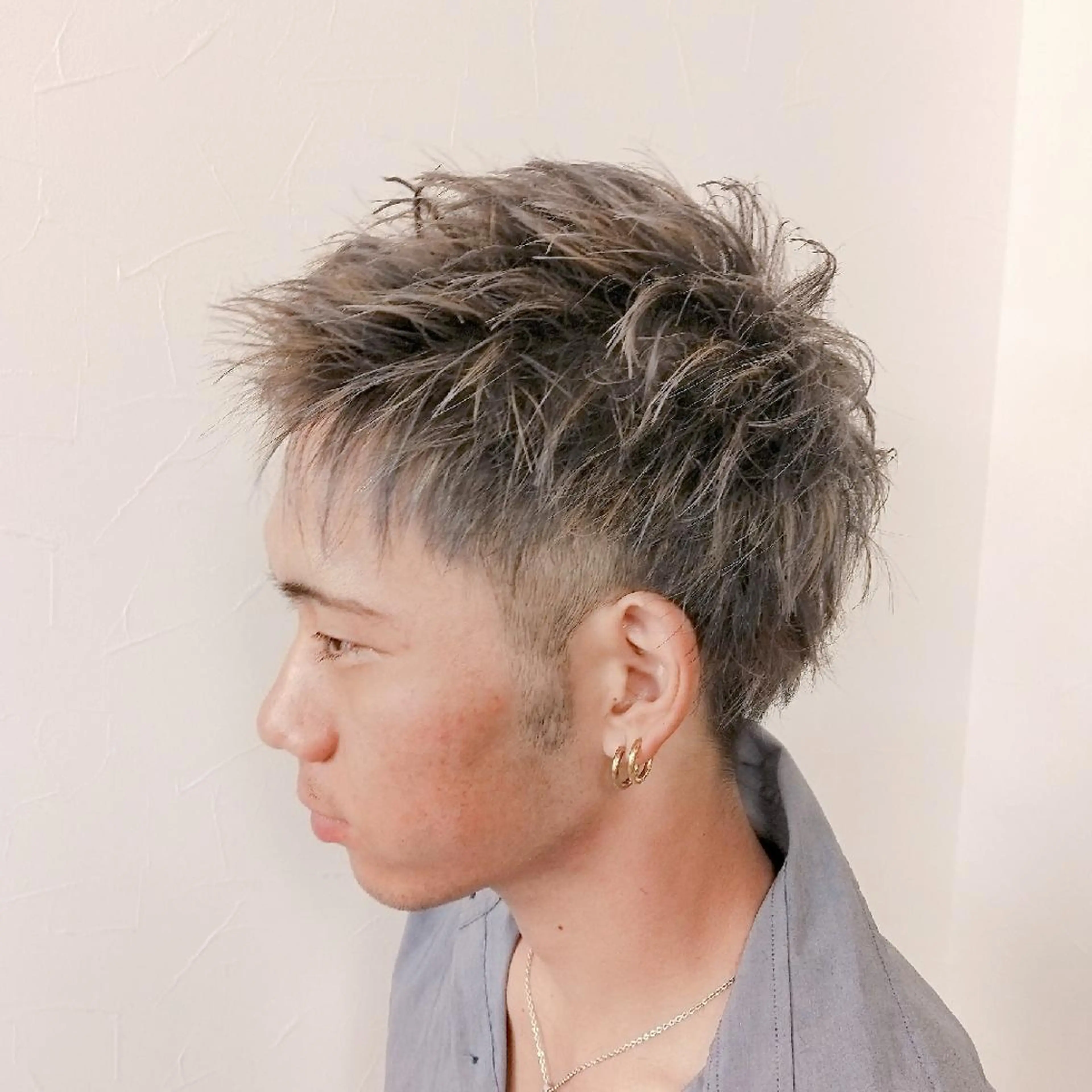 ショート メンズ カラー メンズバレイヤージュ メンズブリーチ メンズハイライト メンズメッシュ アッシュ デザインカラー 髪質改善Lilithのその他イメージ