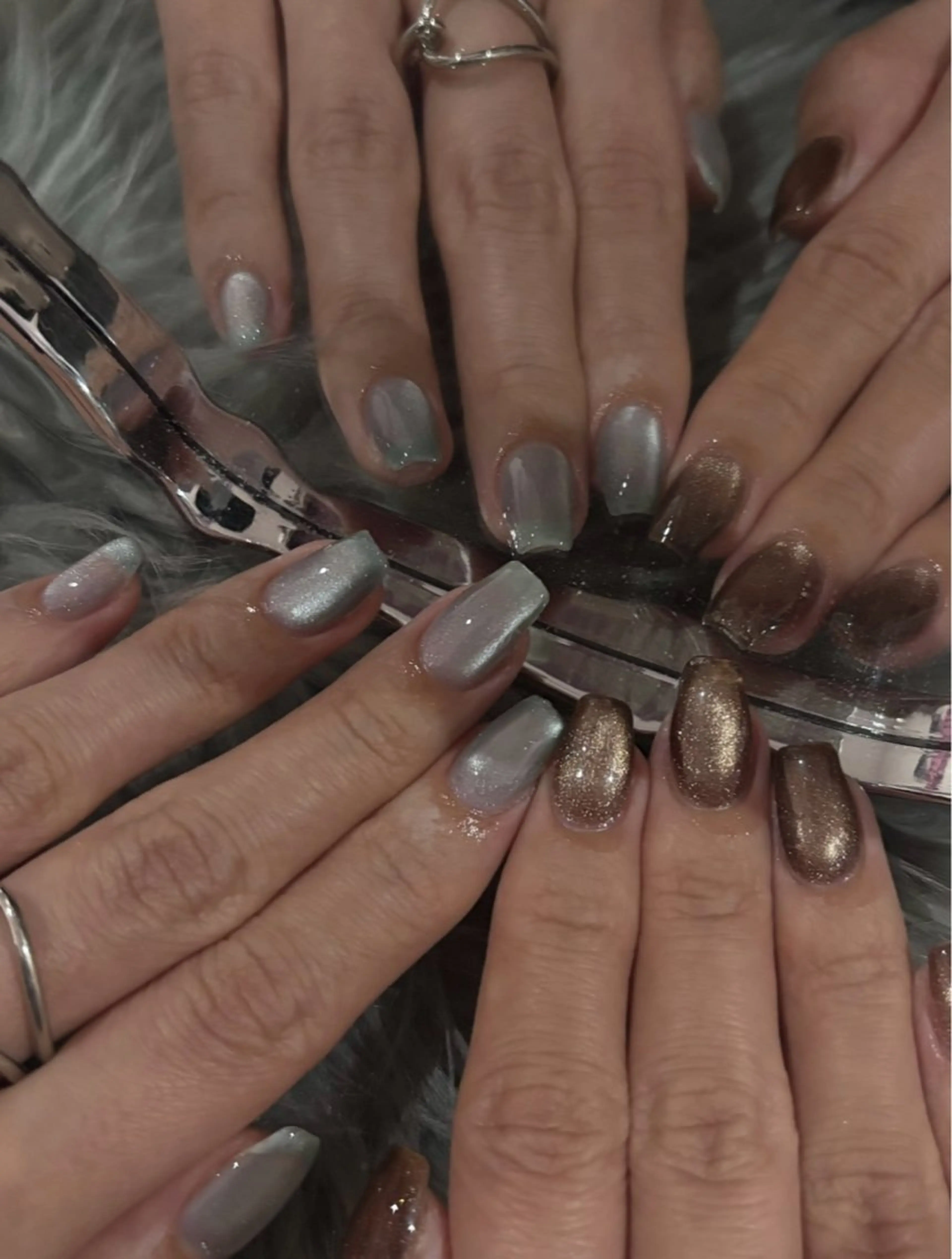 ネイル Dark Honey Ivyのネイルデザイン