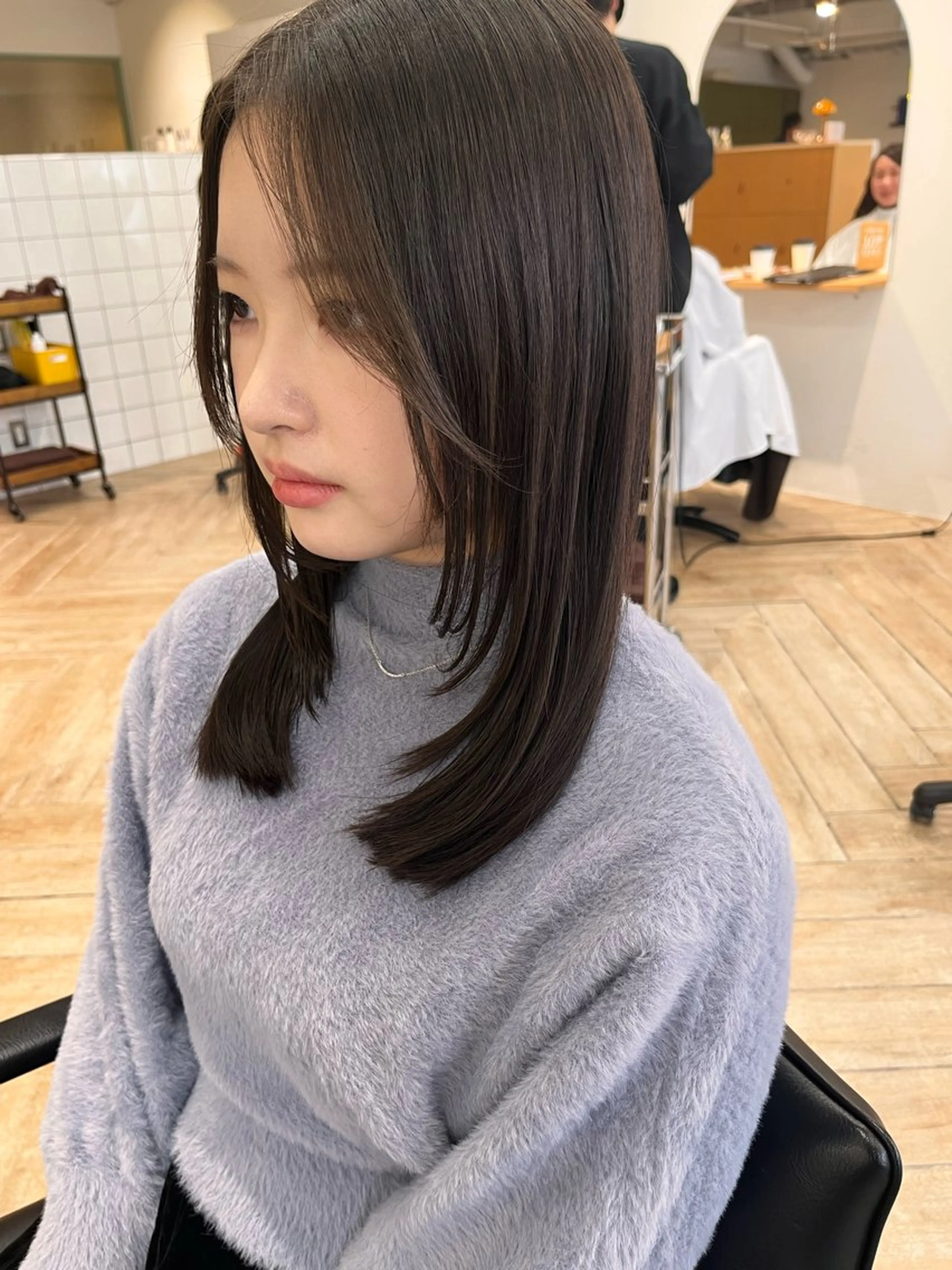 ロング 顔まわりレイヤー 顔周りカット レイヤーカット カット 縮毛矯正 トリートメント パーマ/縮毛矯正 /韓国風/佐藤里咲のヘアスタイル