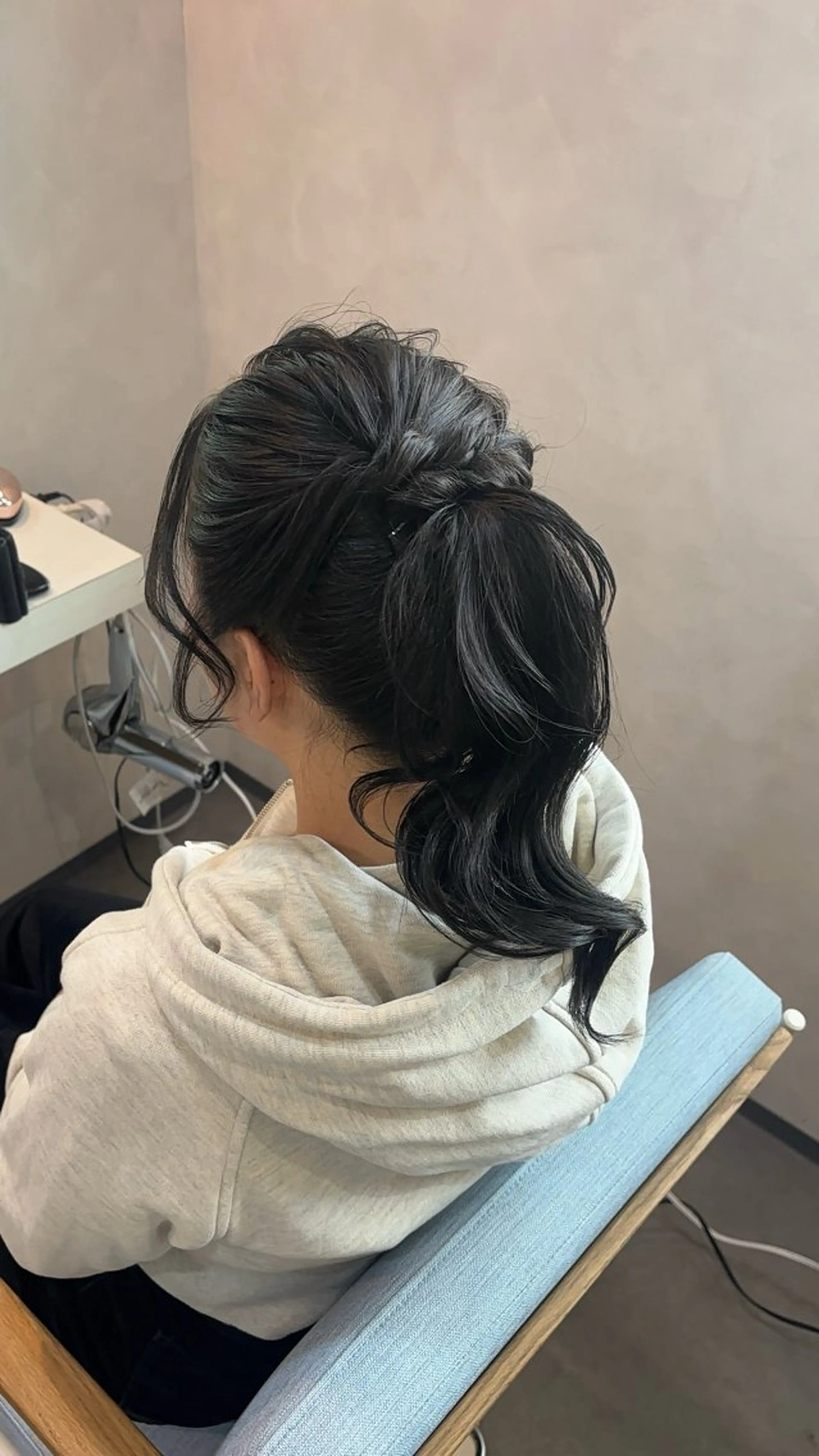ロング 谷田 みくのヘアスタイル