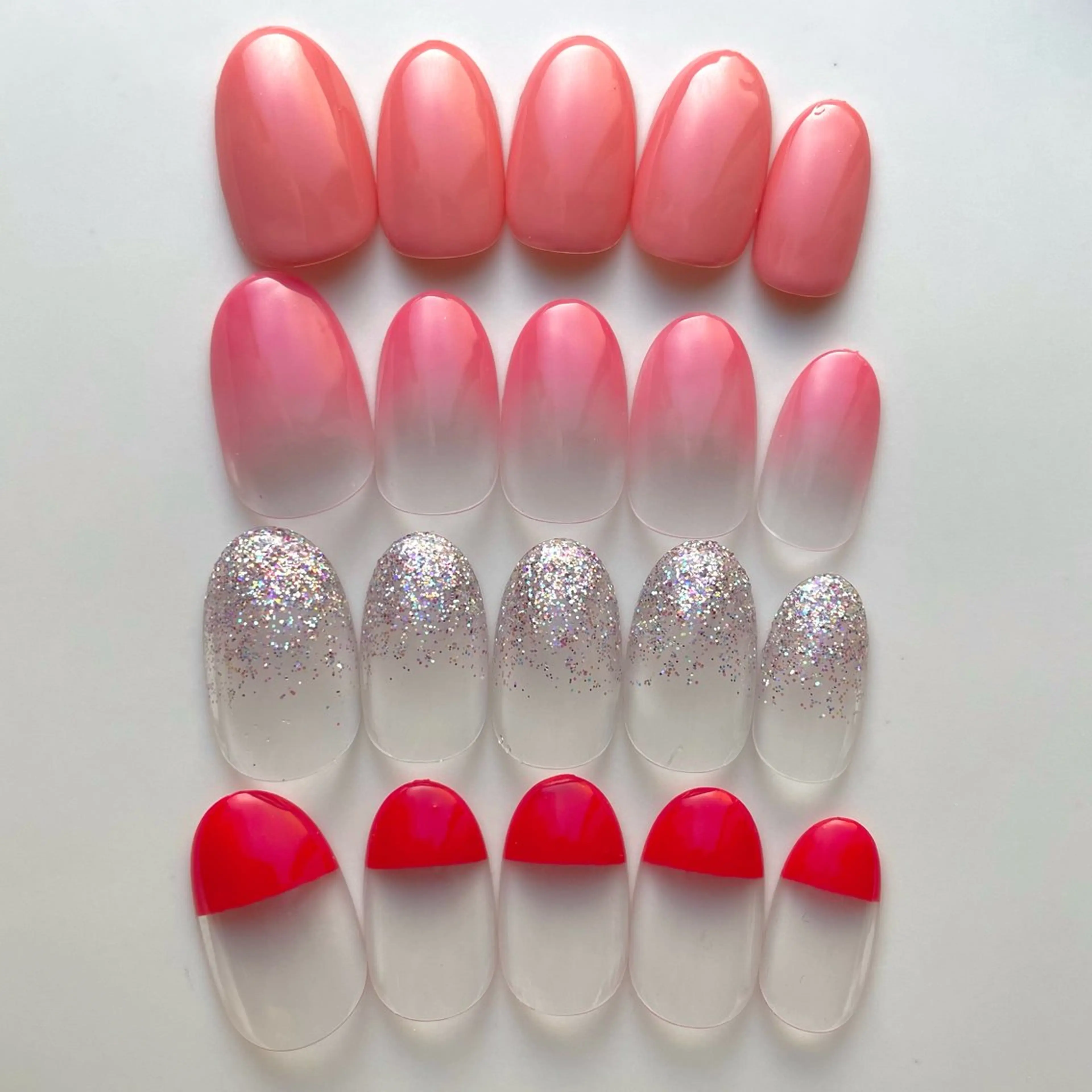 【オフ込】ワンカラー・カラグラ・ラメグラ ・まっすぐフレンチ✨パーツ2コサービス✨の写真