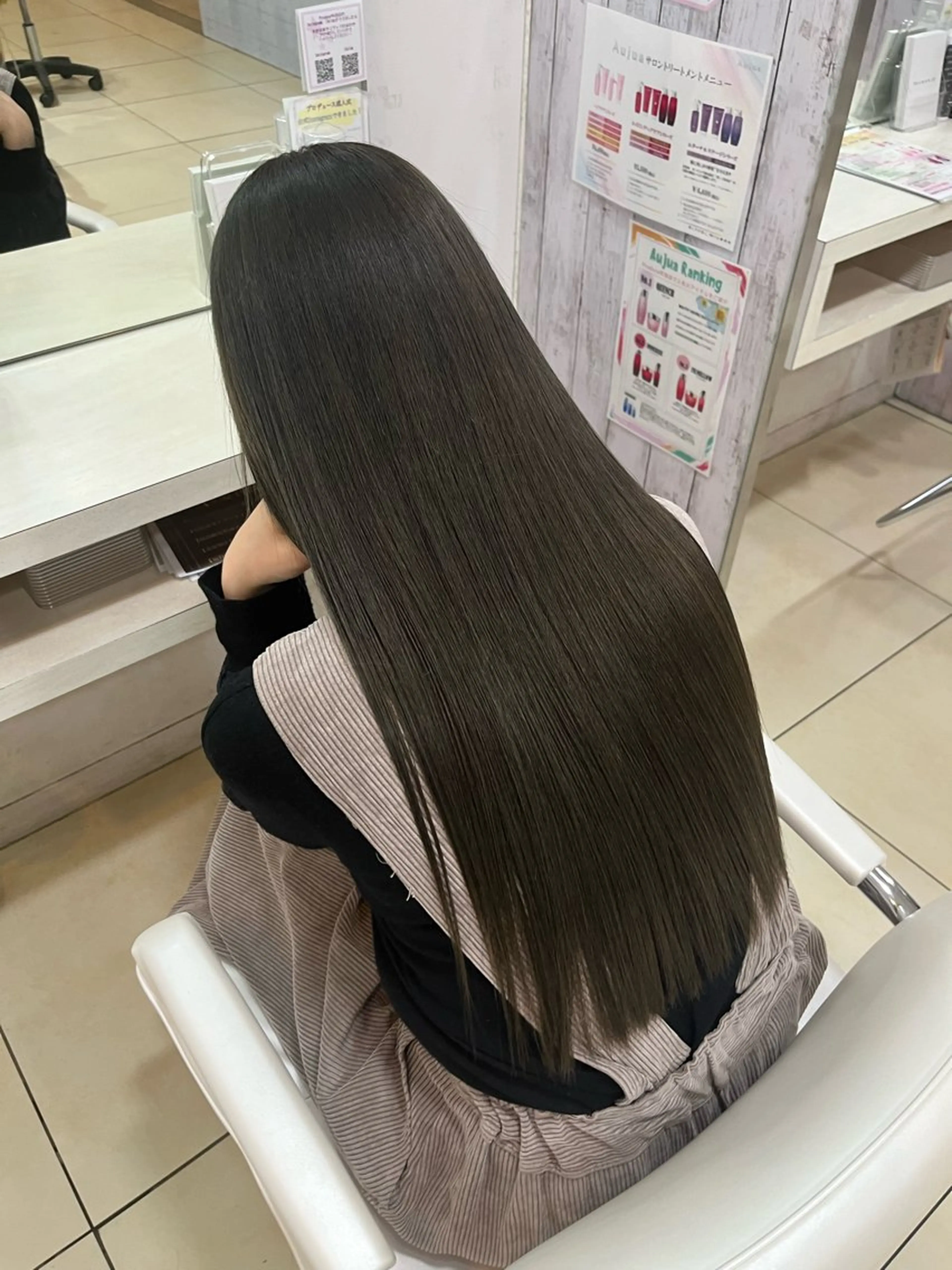 ロング カラー ベージュカラー オリーブベージュ ヘアカラー トリートメント 🤎ベージュカラー/ 髪質改善/山岸🤎のヘアスタイル