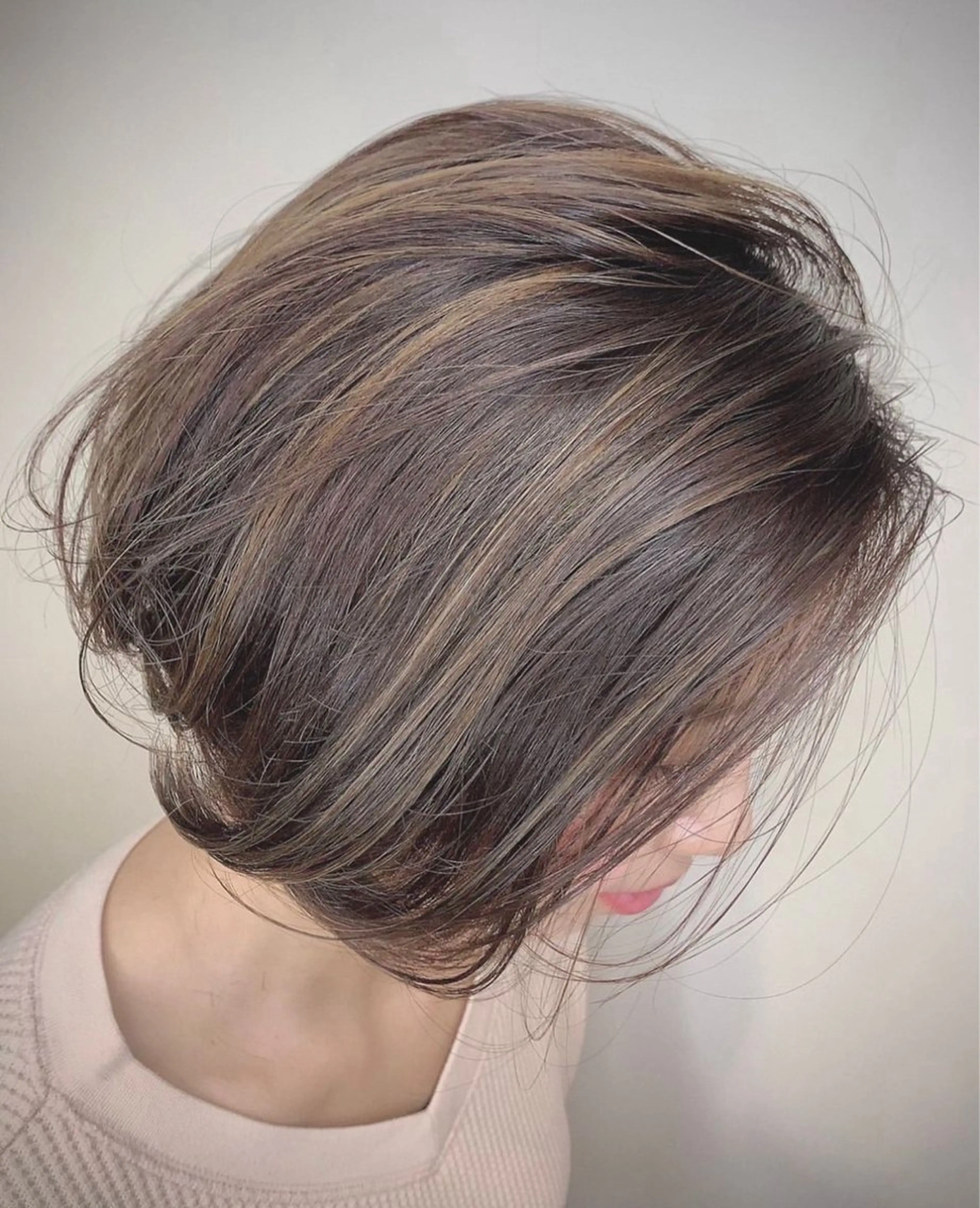 カラー 林 美月のヘアスタイル