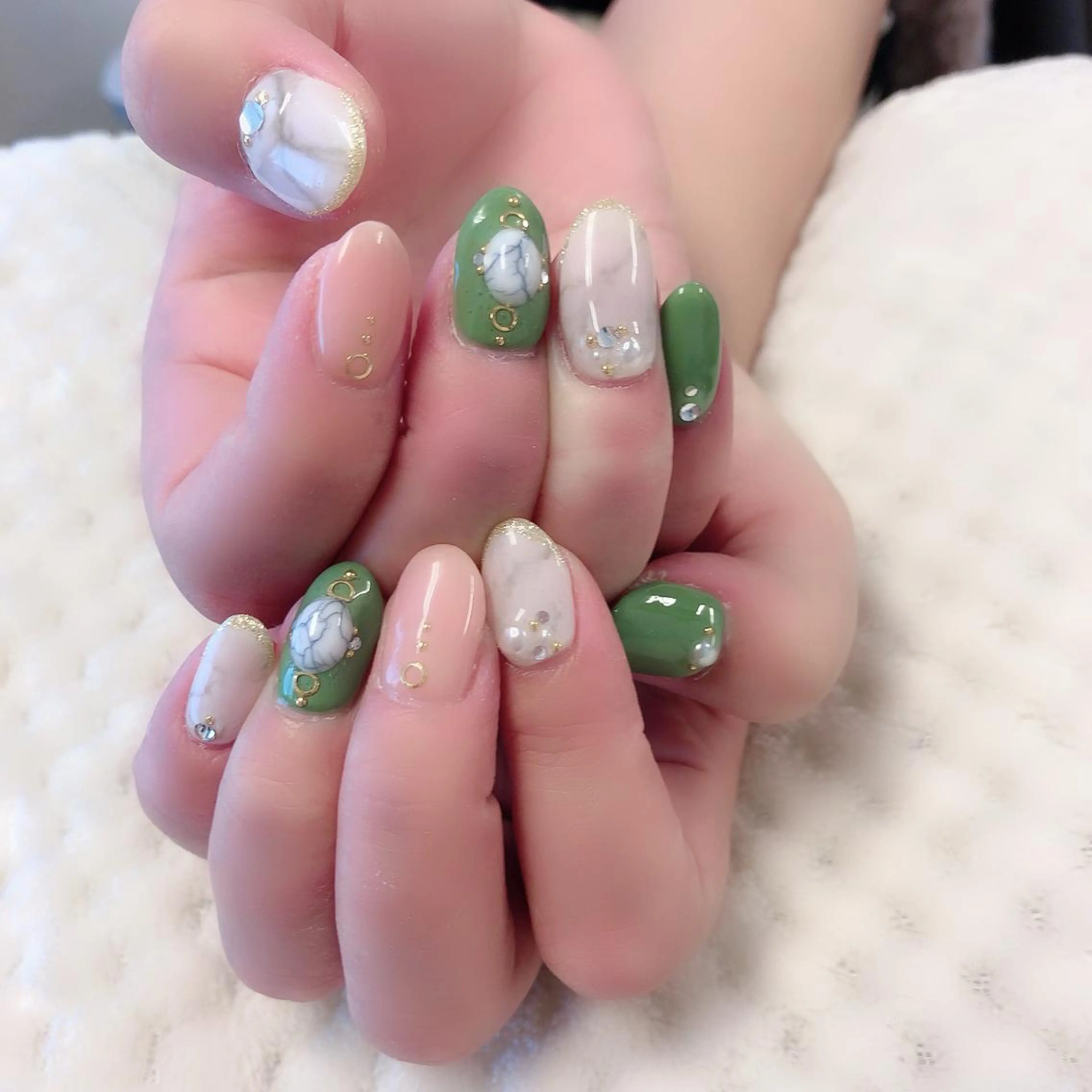 ネイル 大理石ネイル(マーブル) ono megumiのネイルデザイン