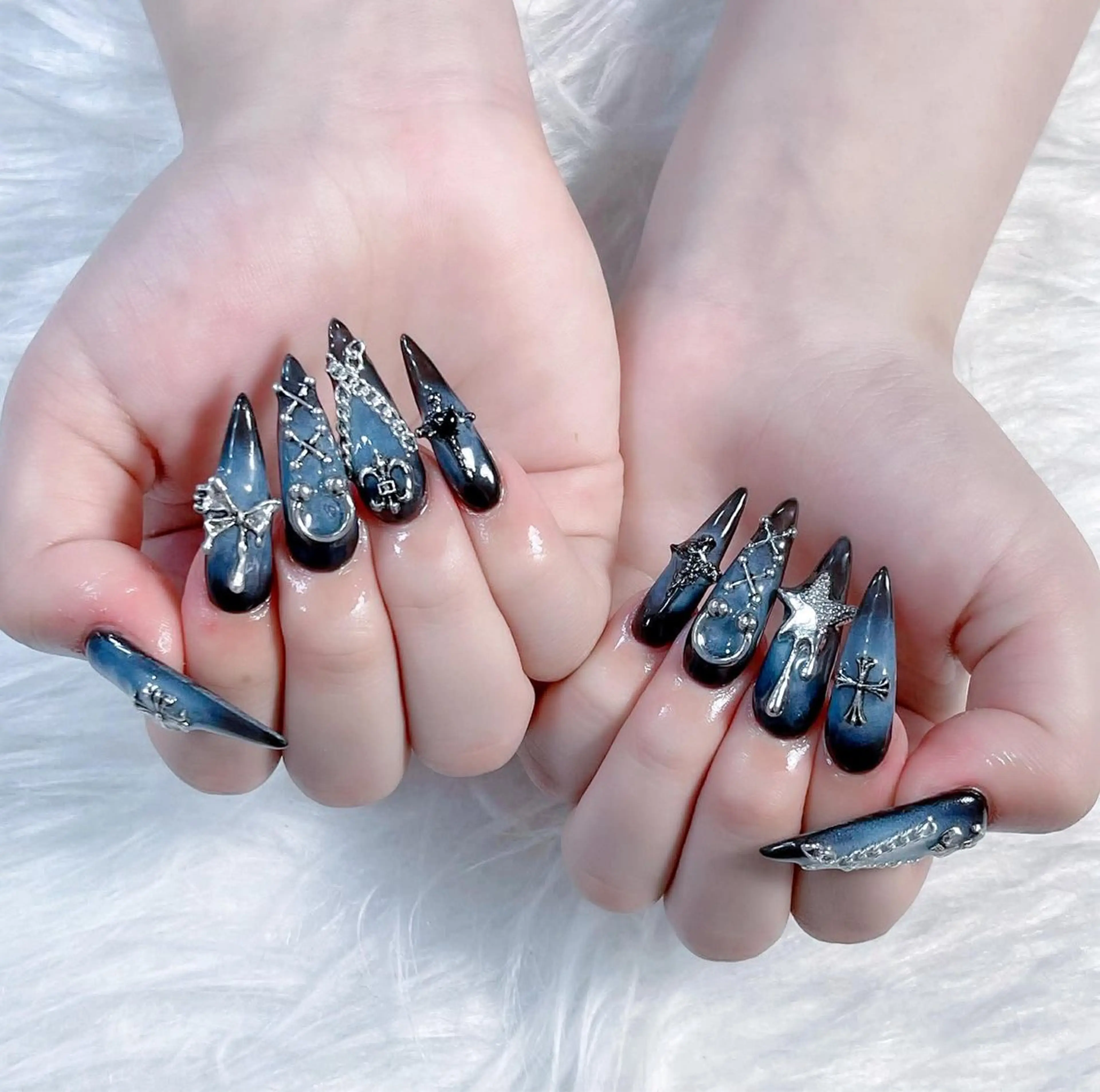 ネイル 長さ出し フレンチネイル グラデーション キラキラネイル 韓国ネイル ハンドネイル Hana Nail Salonのネイルデザイン