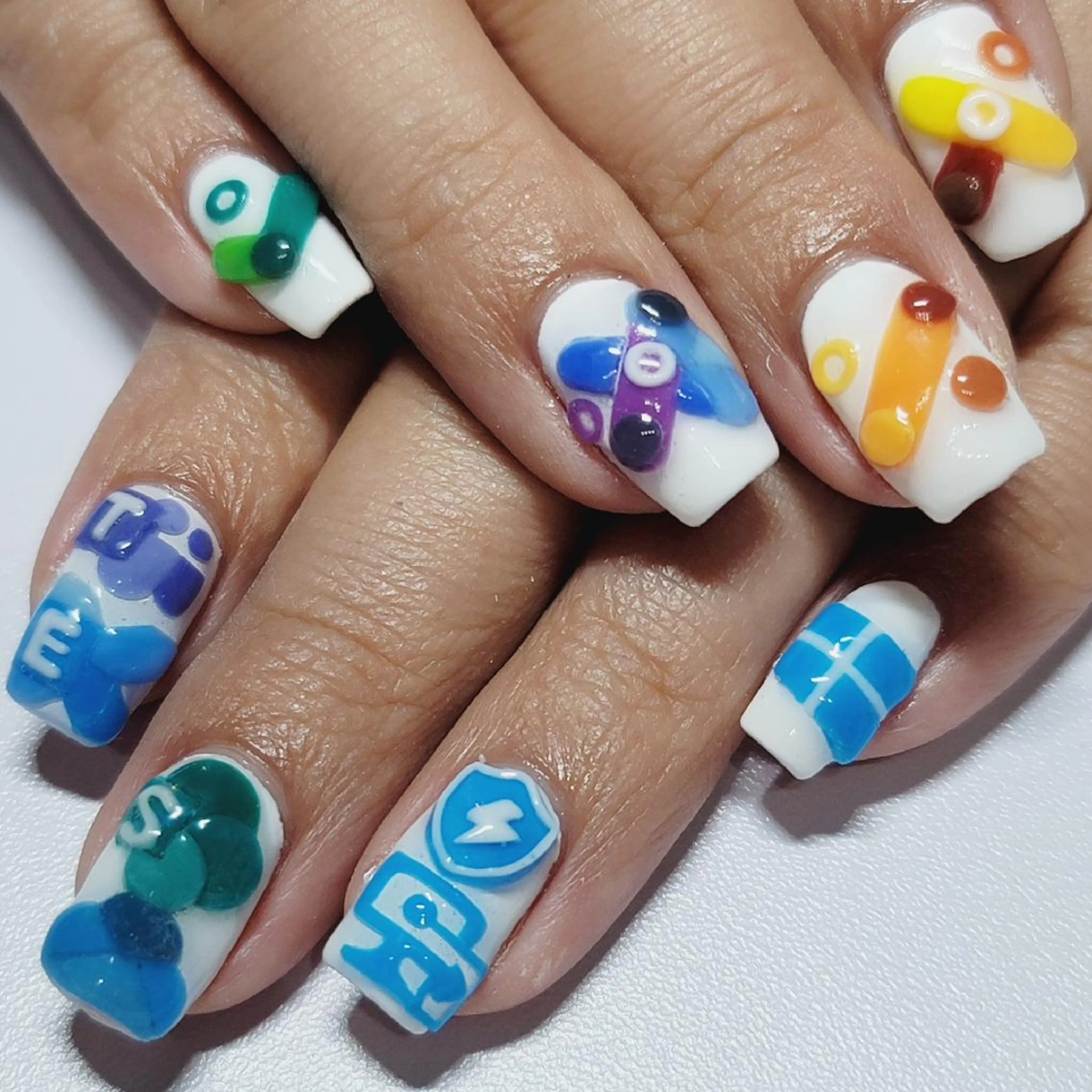 ネイル ワンカラーネイル ホワイト ハンドネイル よしだ ひろきのネイルデザイン