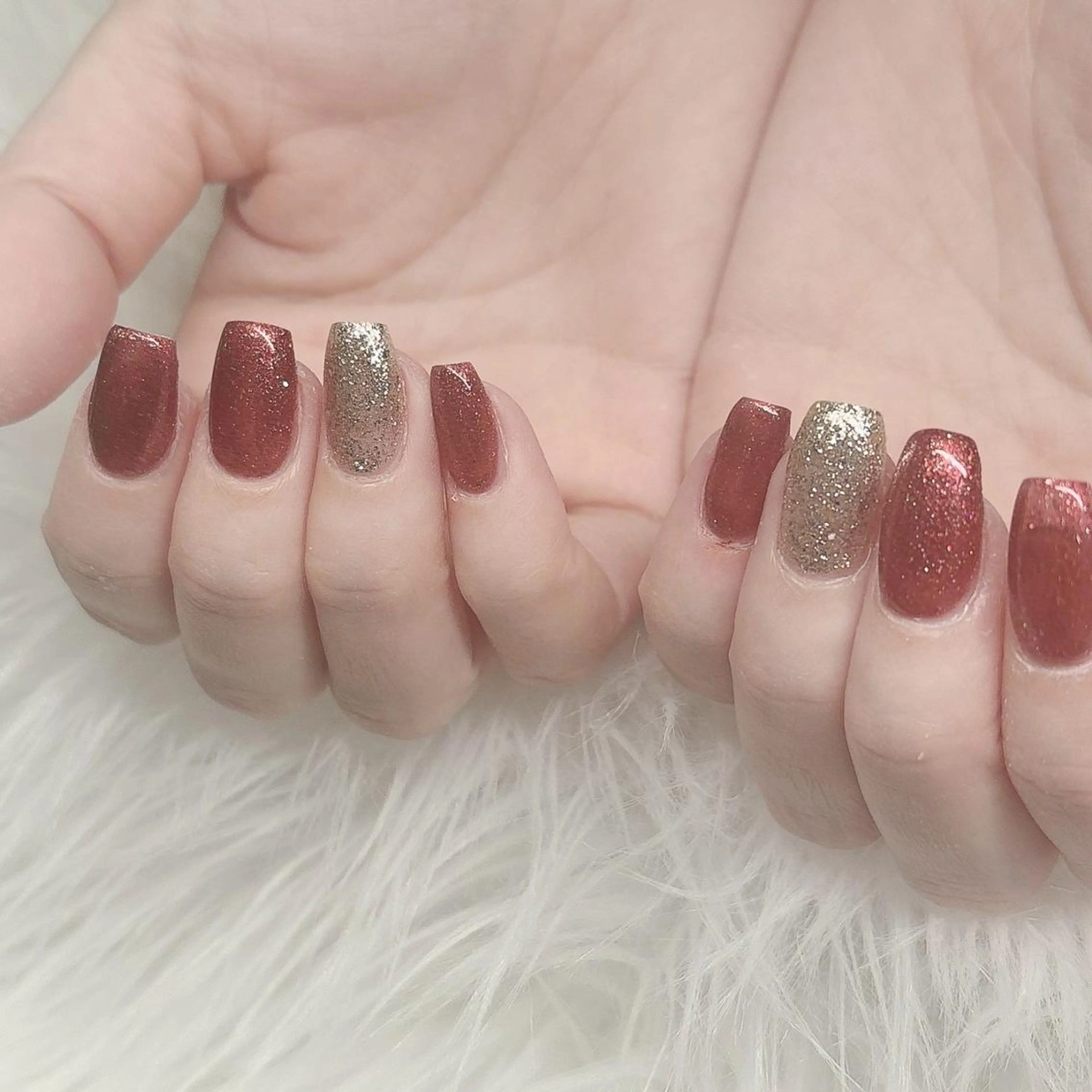 ネイル フラッシュネイル キラキラネイル ラメ(グリッター) ハンドネイル LIB VALLA Yuri🍭🖤のネイルデザイン