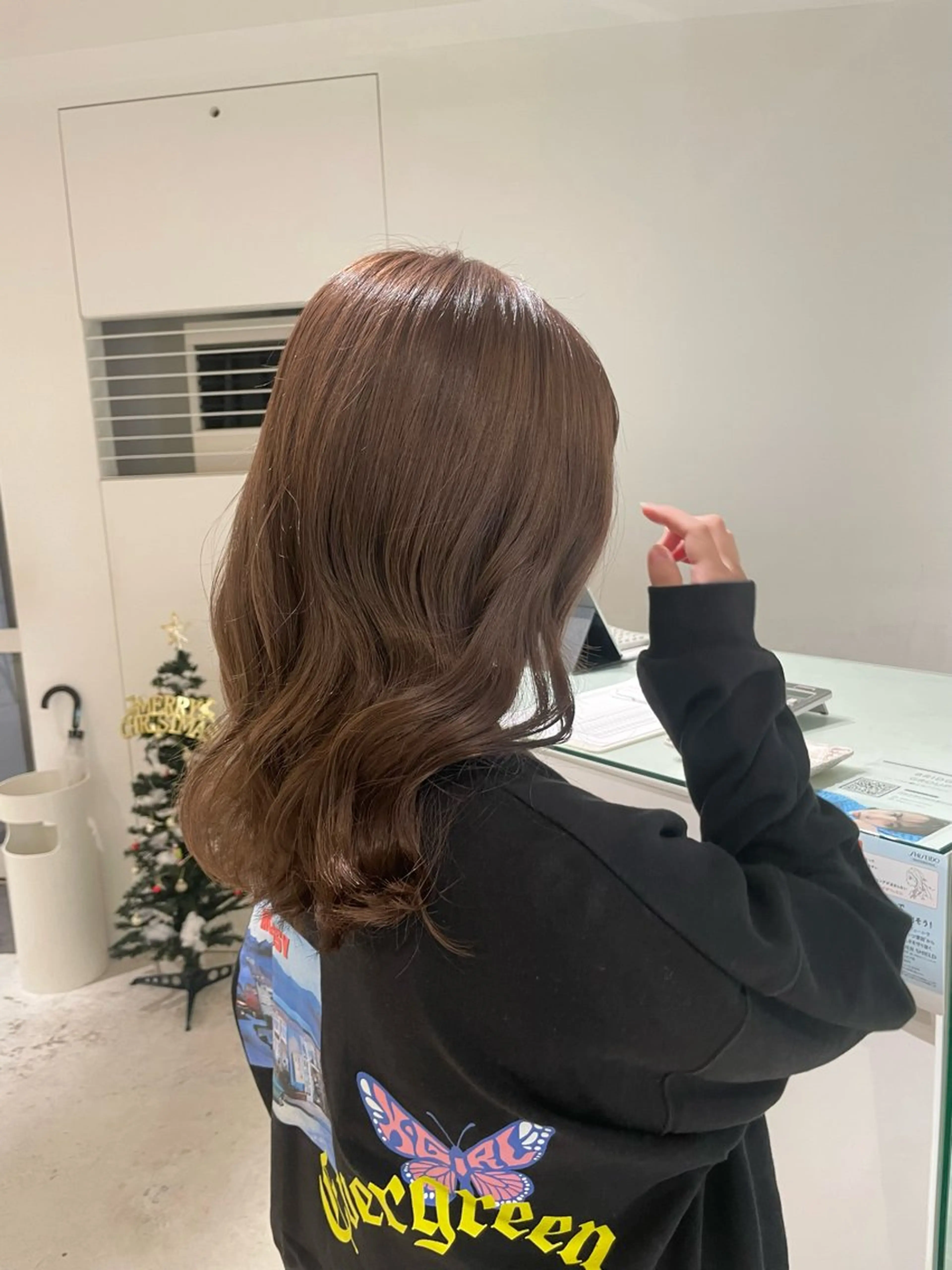 ミディアム カラー ヘアカラー loely 💞miyuのヘアスタイル