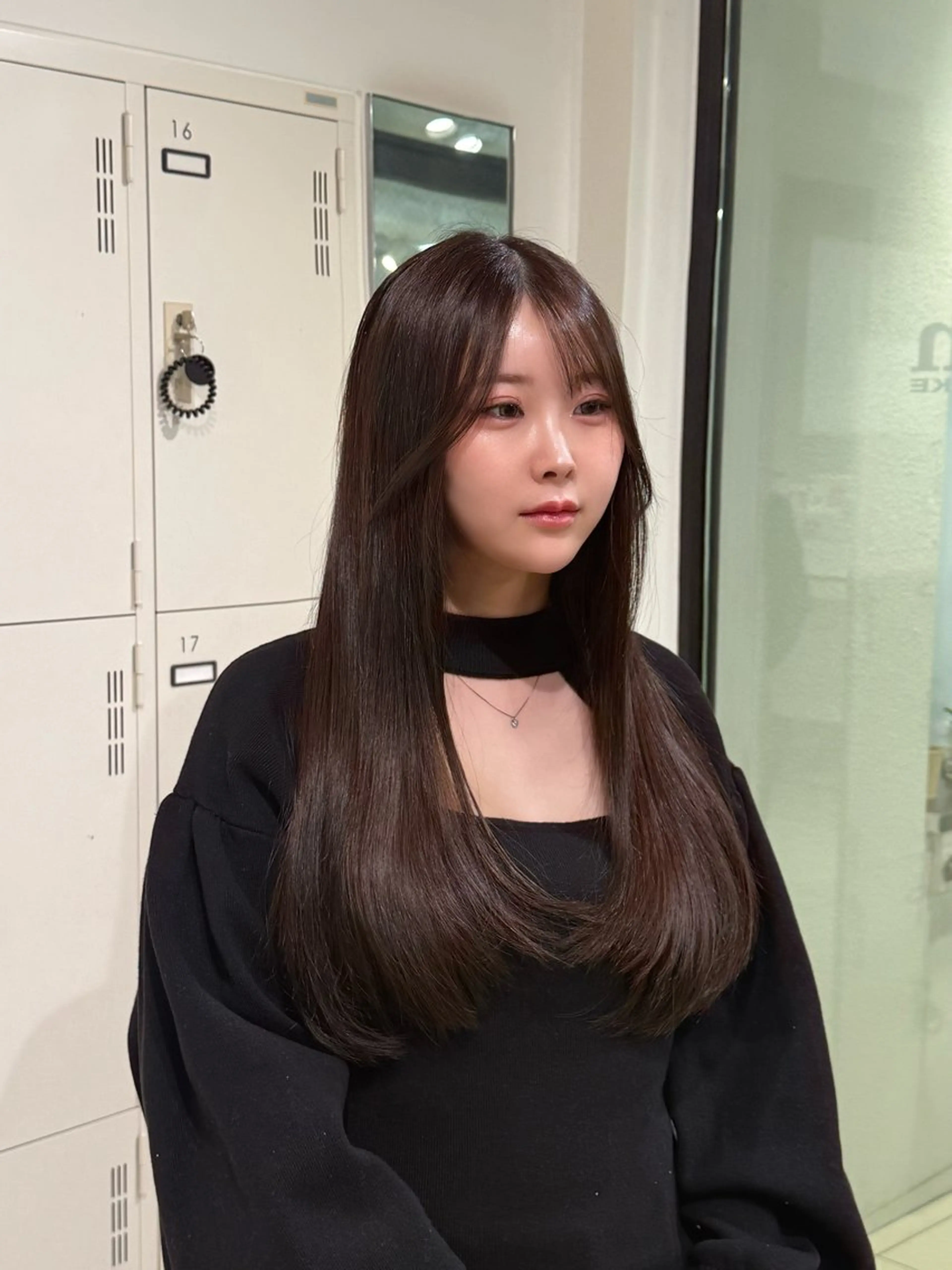 ロング カラー ヘアカラー 透明感ハイトーン 🪽☾mizukiのヘアスタイル