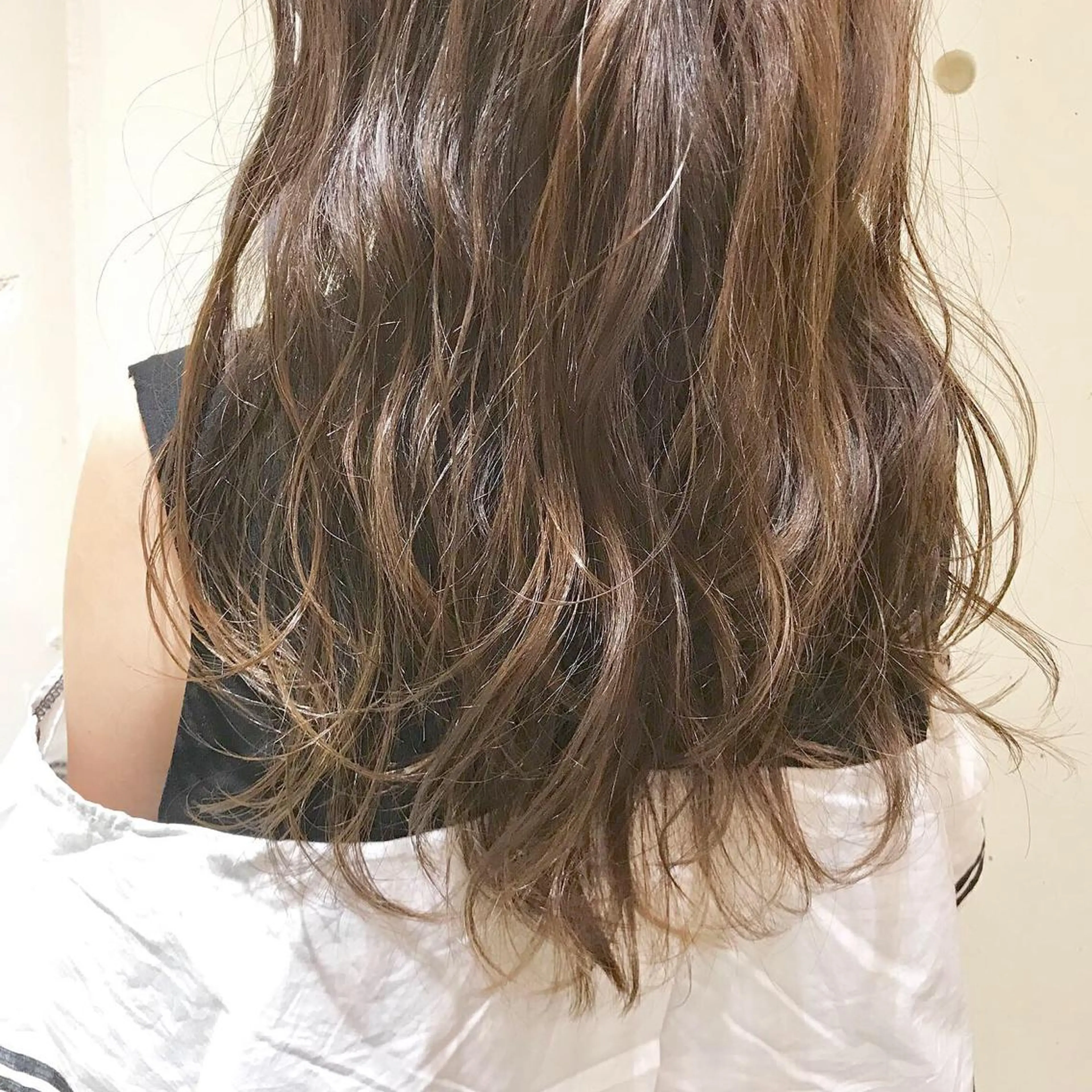 ロング カラー スナコザワ レナのヘアスタイル