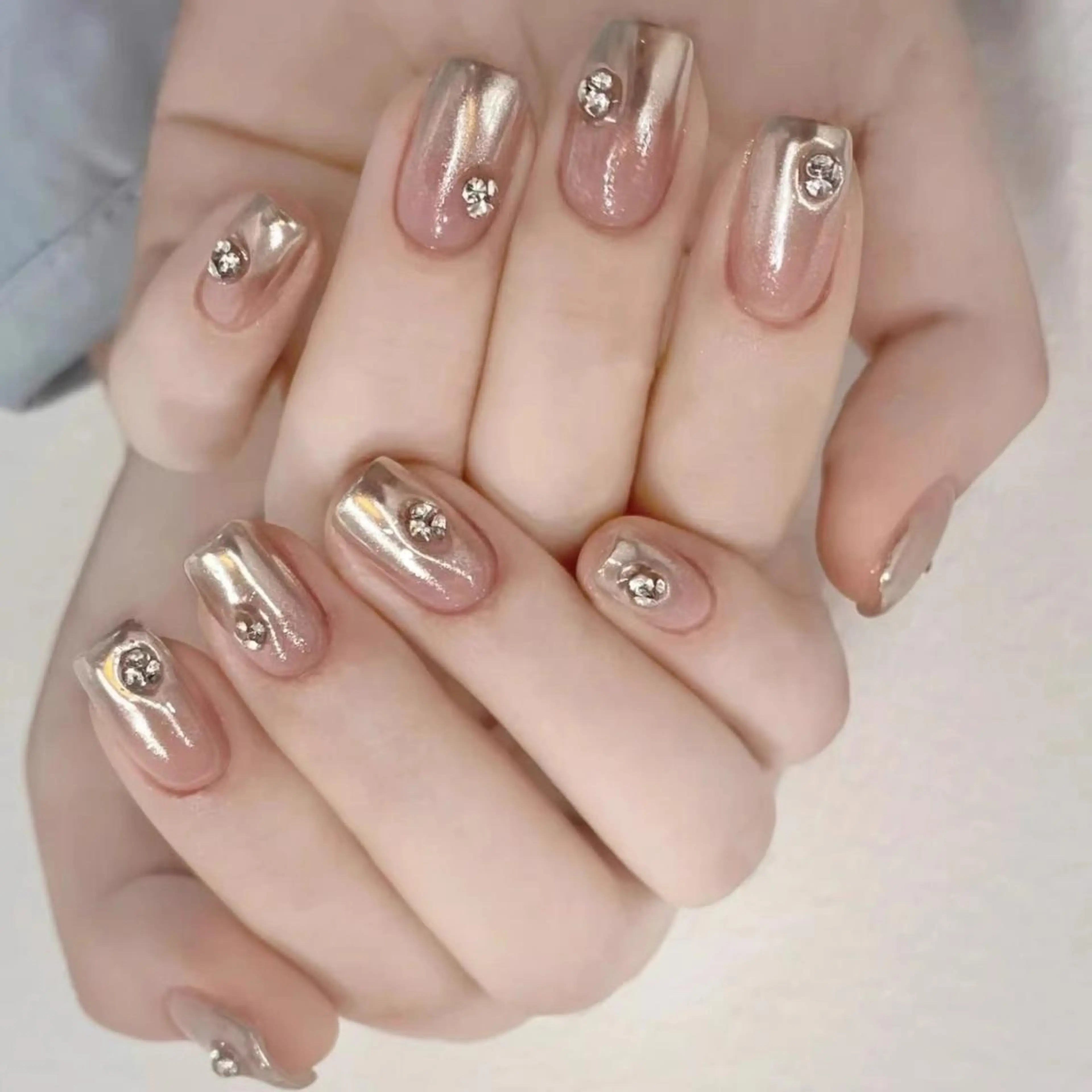 ネイル ハンドネイル エリ🫧 nail池袋東口のネイルデザイン