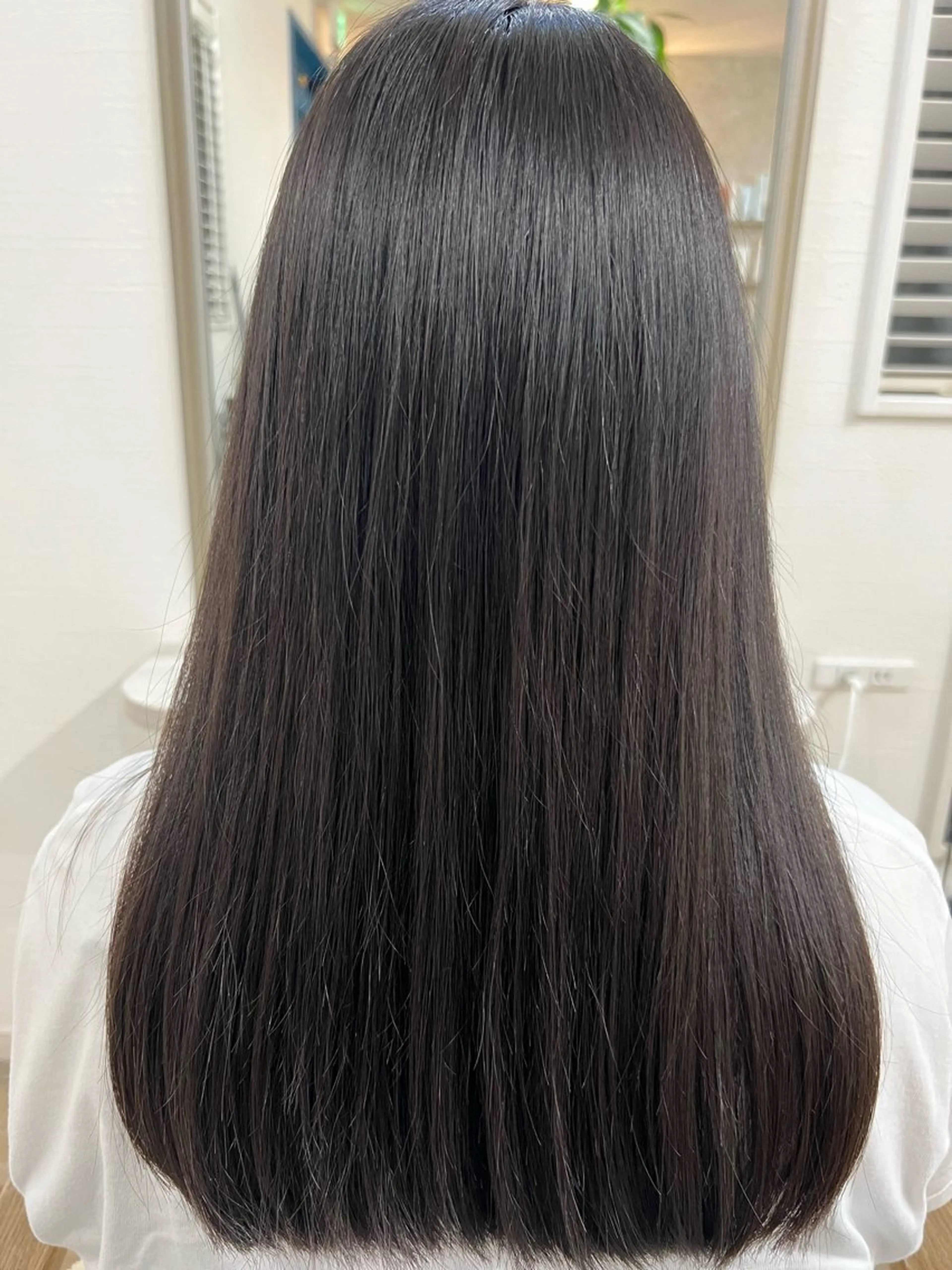 ロング 顔周りカット 縮毛矯正 トリートメント 似合わせ／ショート 菊田のヘアスタイル