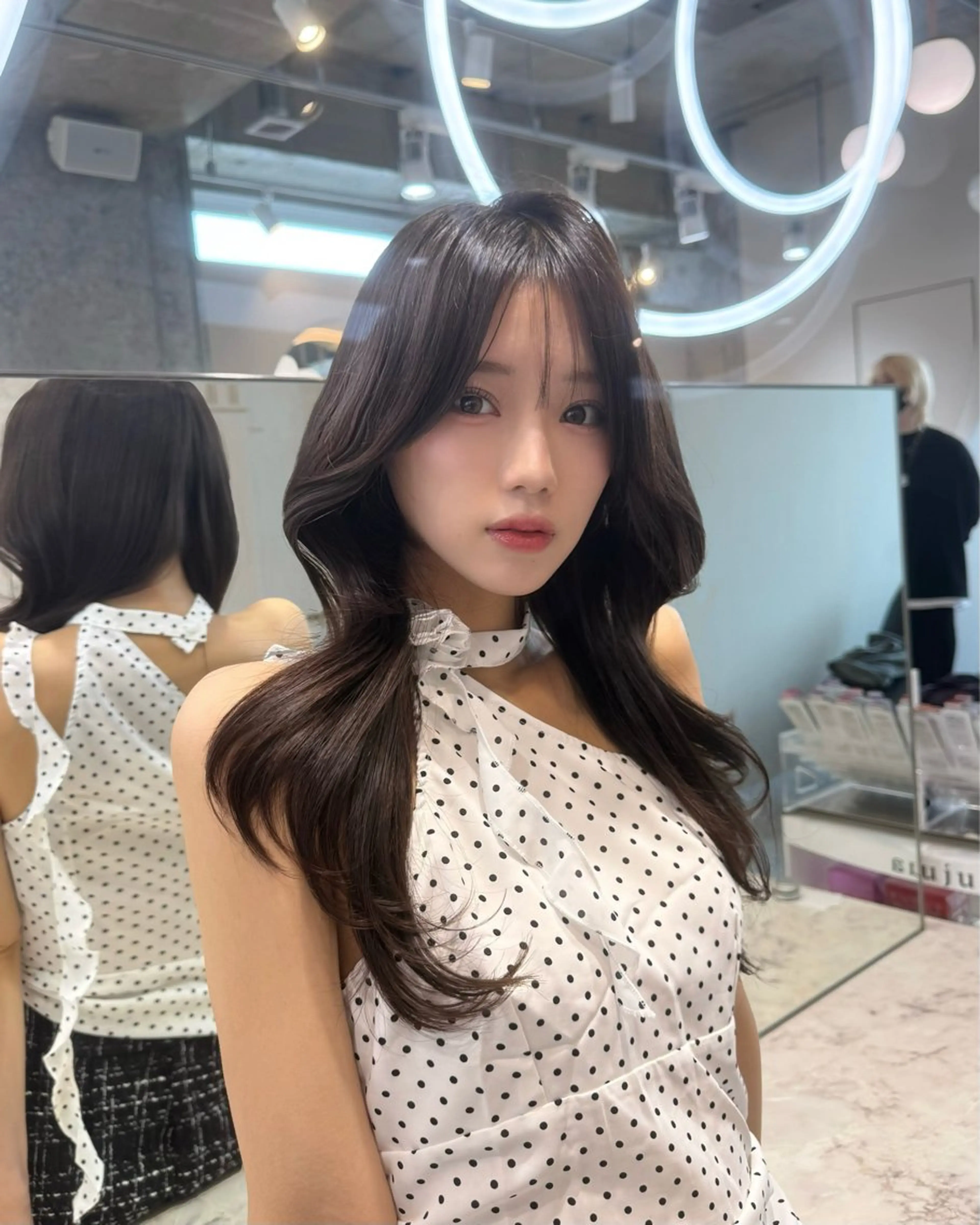 ロング 新宿/韓国レイヤー /韓国ボブRionaのヘアスタイル