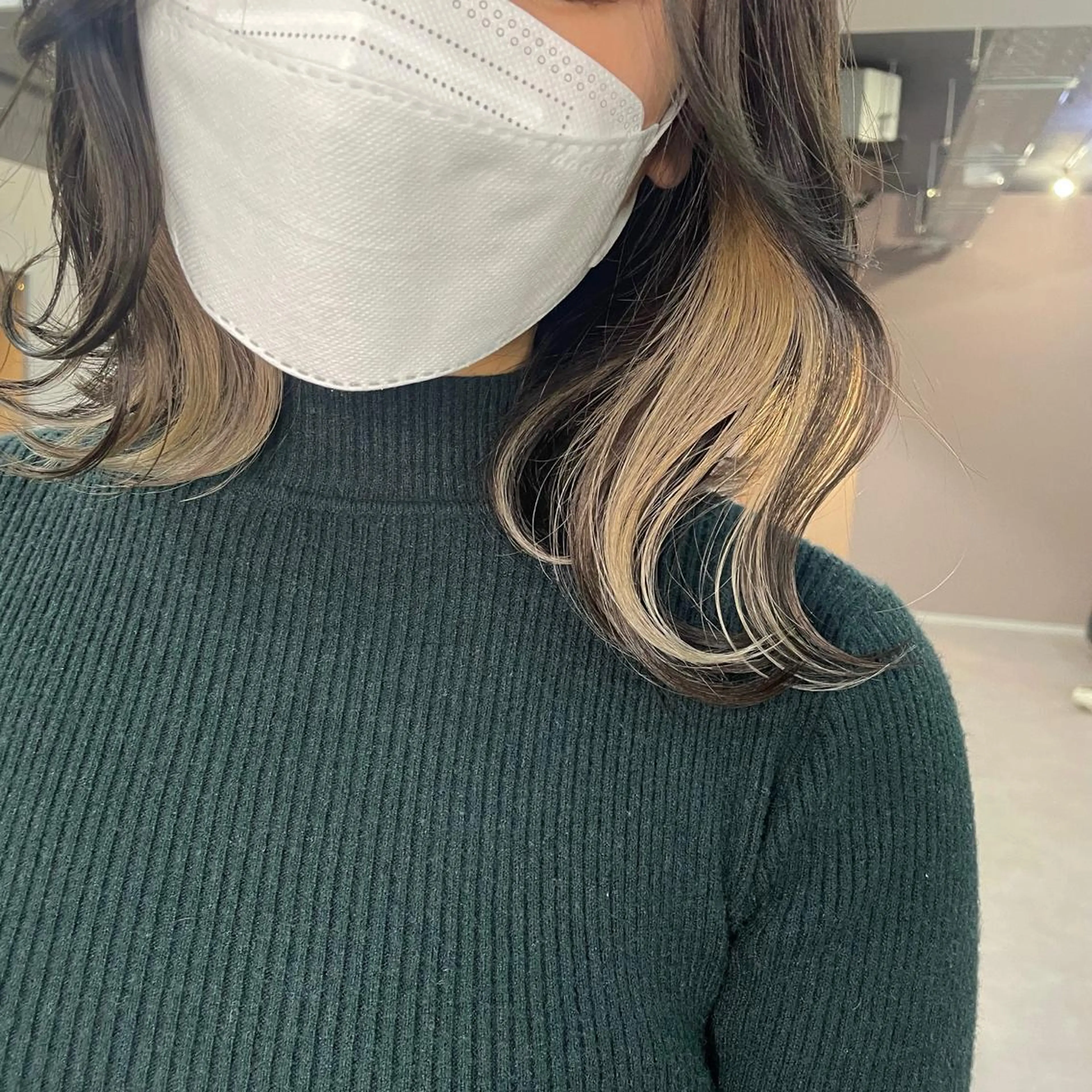 ミディアム カット ヘアカラー 倉辻 香奈子のヘアスタイル