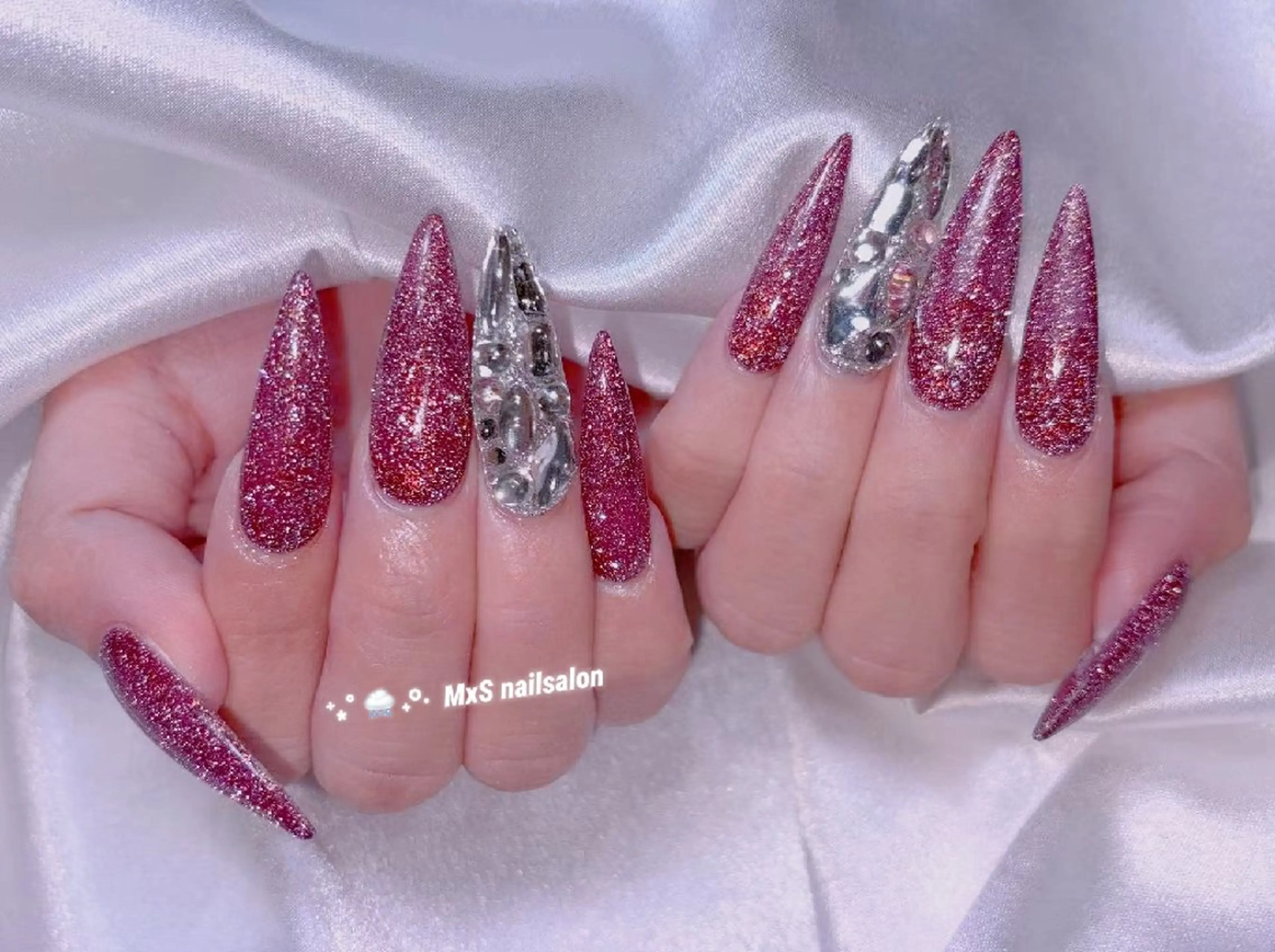 ネイル ハンドネイル ハンドケア MxS Nail(長さだし/フィルイン/マグネット/韓国ネイル/ワンホンネイル/ワンカラー)所属・MxS リィリィのネイルデザイン