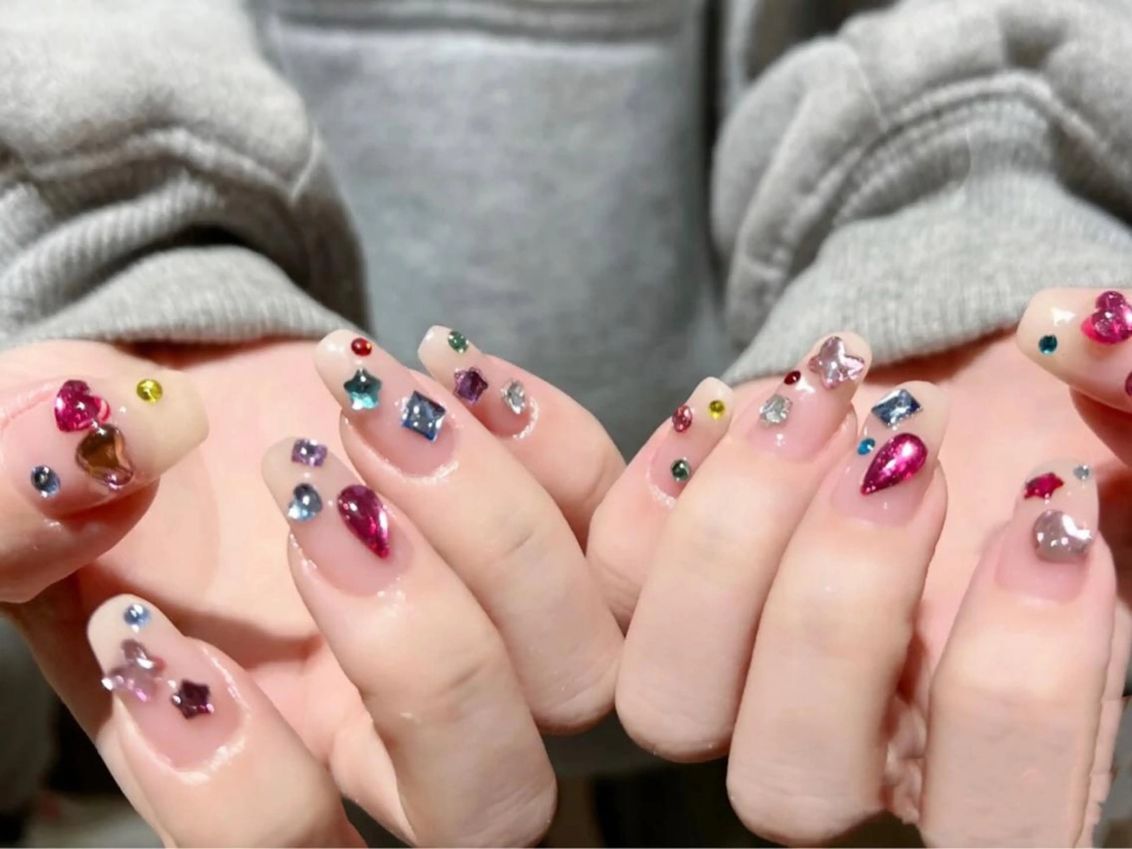 ネイル ハンドネイル モナ サロンのネイルデザイン