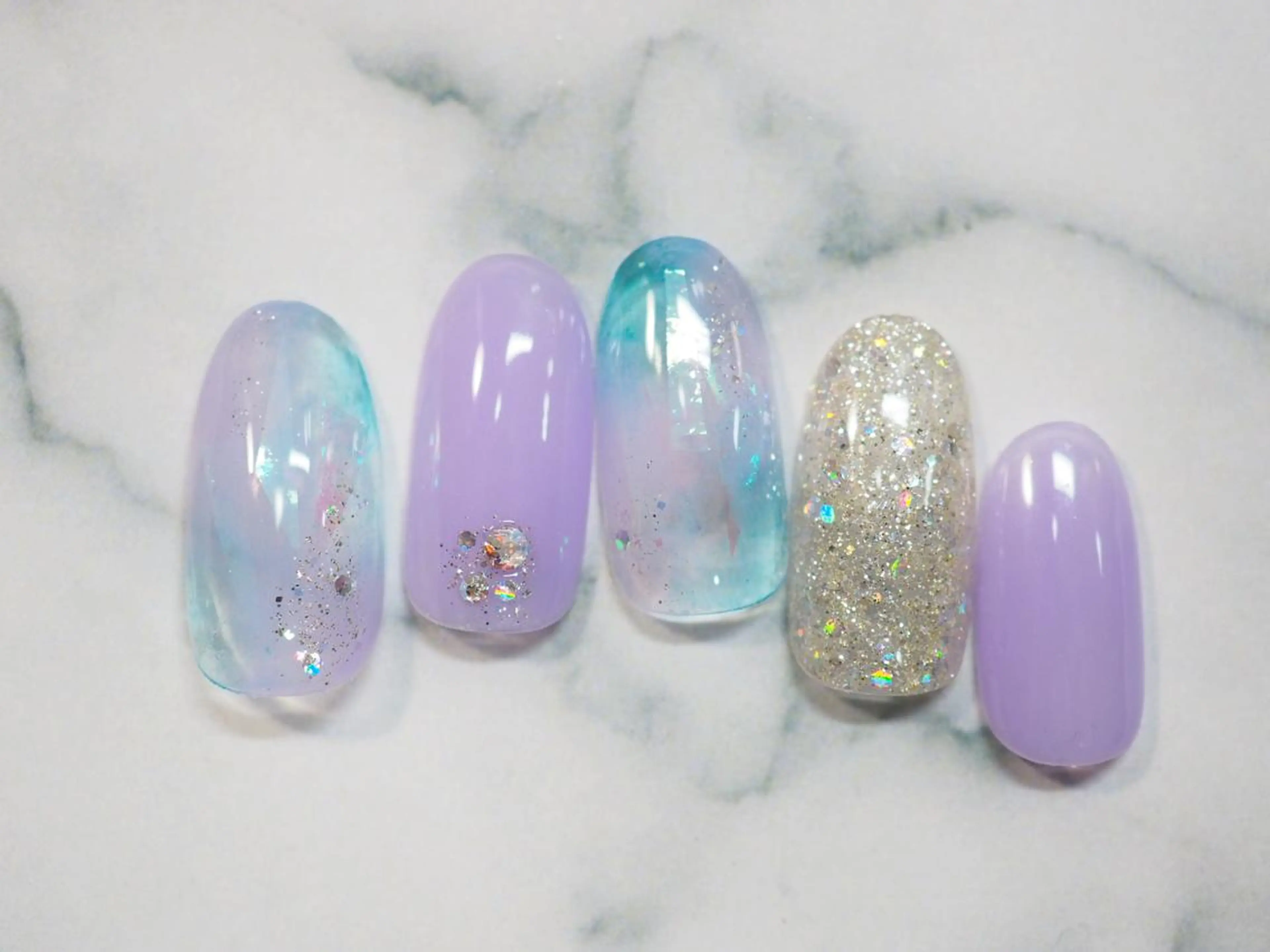 ネイル トップネイリスト Ribbon立川店のネイルデザイン