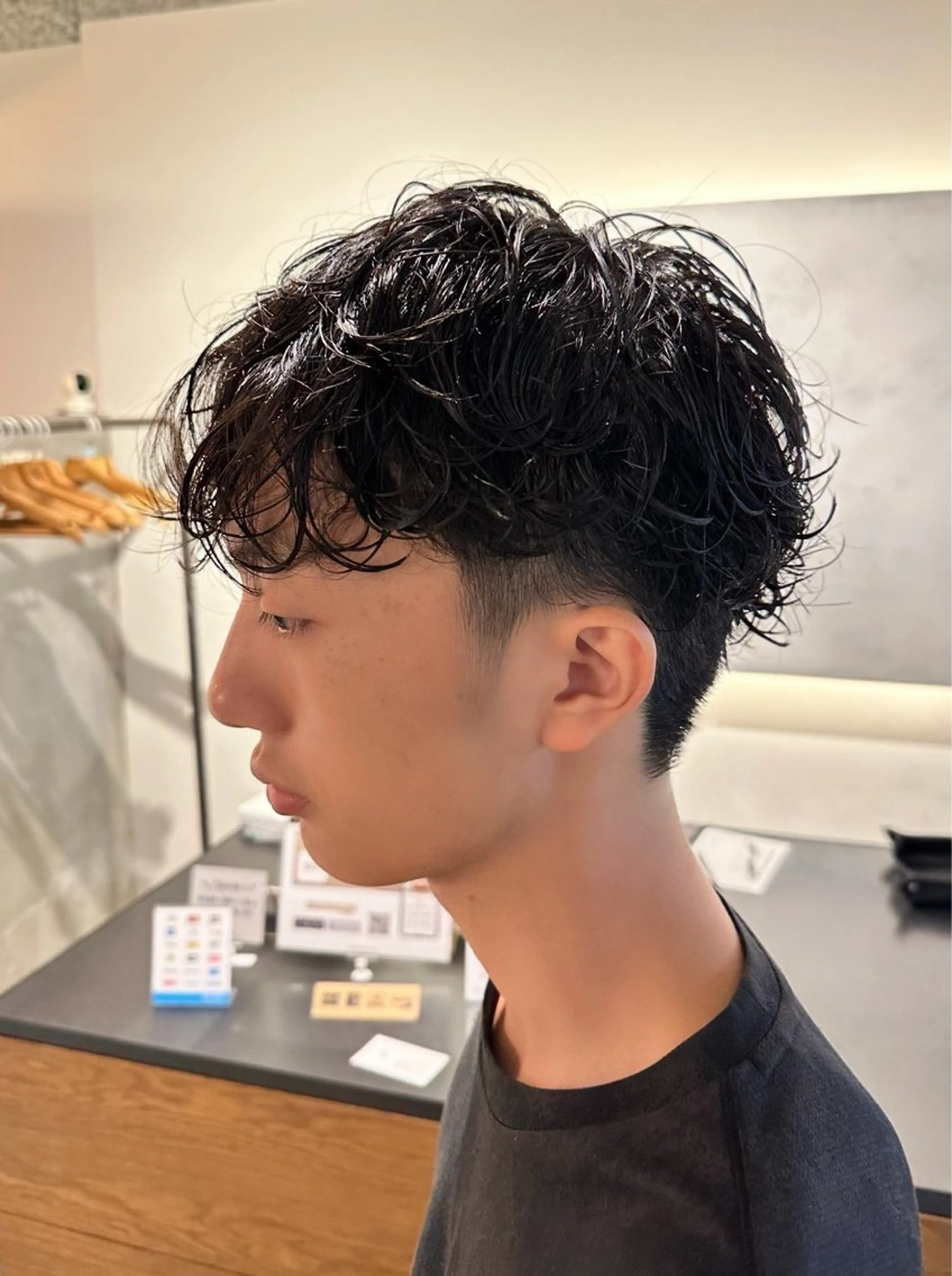 パーマ メンズ メンズパーマ カット パーマ 小嵩 峻平のヘアスタイル