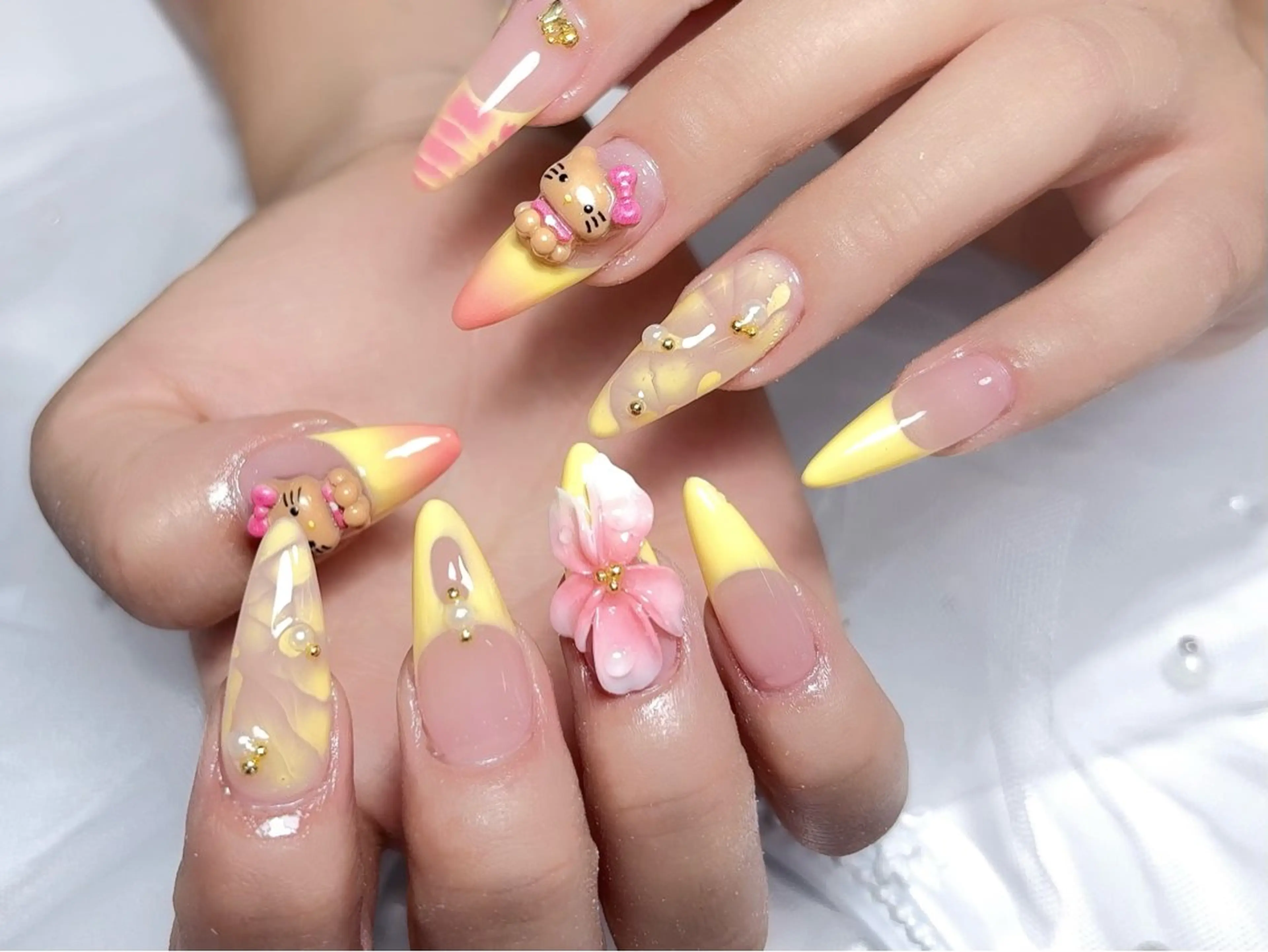 ネイル JUJU ネイルサロンのネイルデザイン