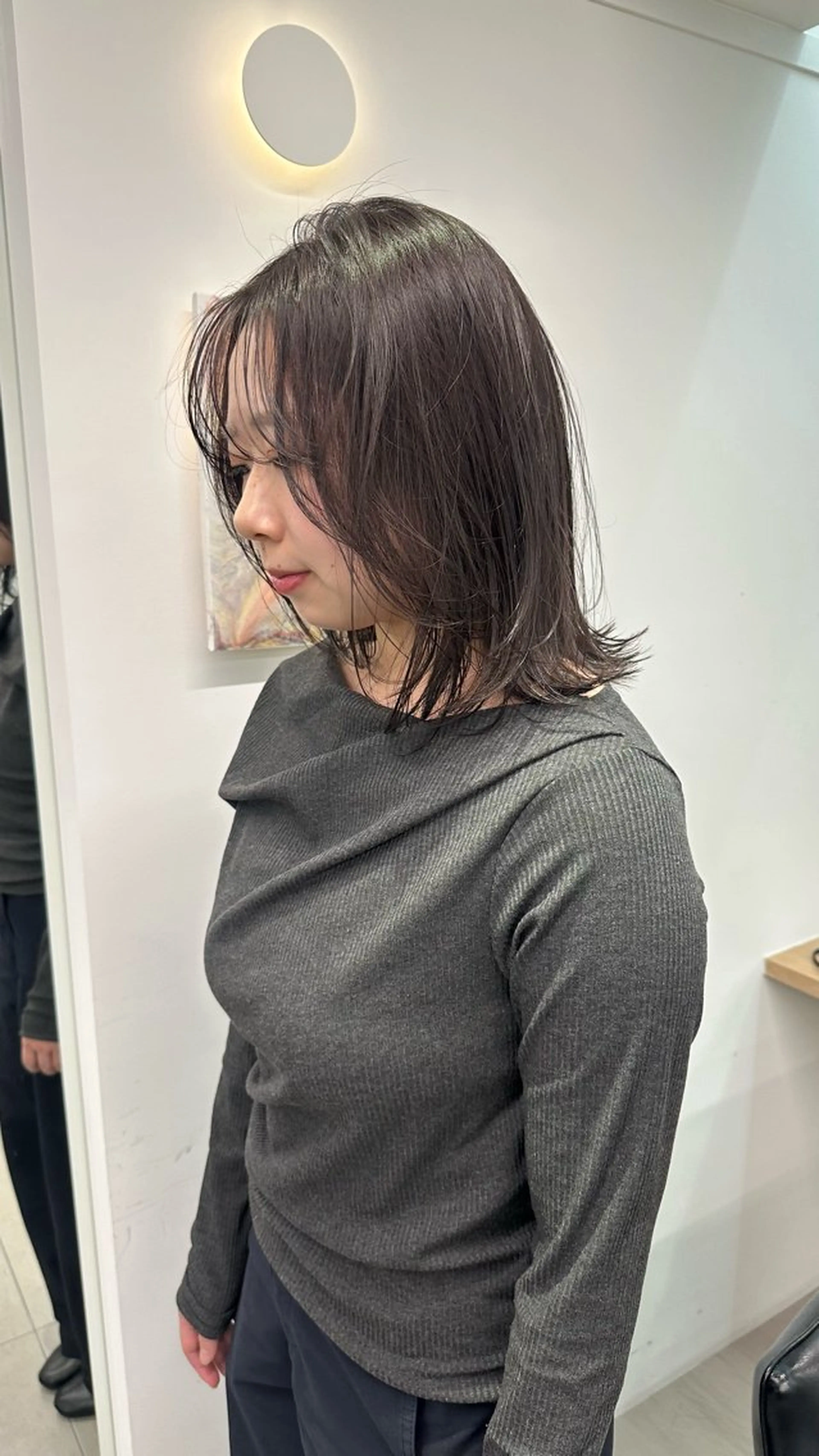 ミディアム カラー ブリーチ グレージュ ハイトーンカラー ラベンダーカラー ラベンダーグレージュ REINA☁️透明感 カラー/ぷつっと♡のヘアスタイル