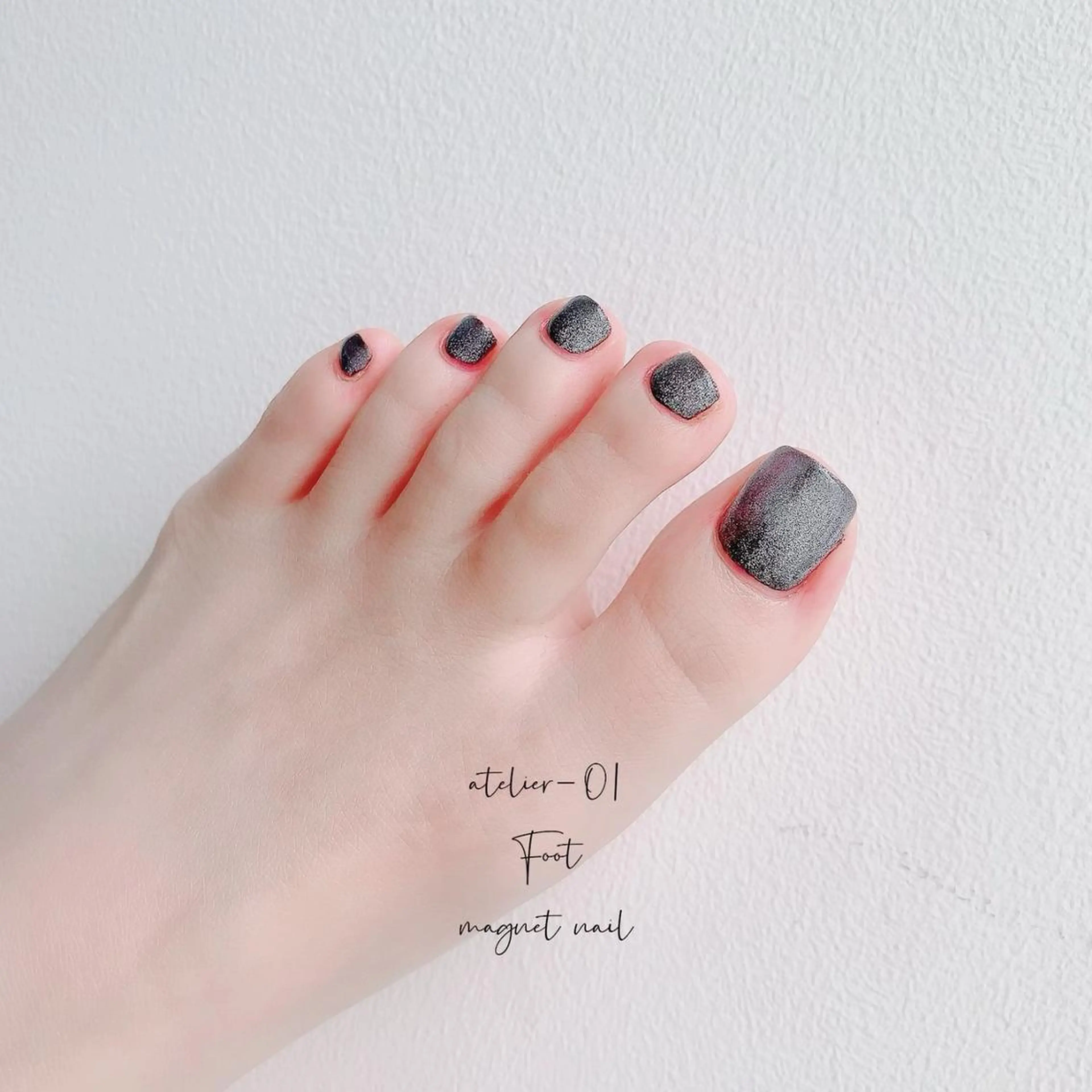 ❤︎大人気❤︎フットネイル❤︎マグネットorミラーネイル（オフ込み）の写真