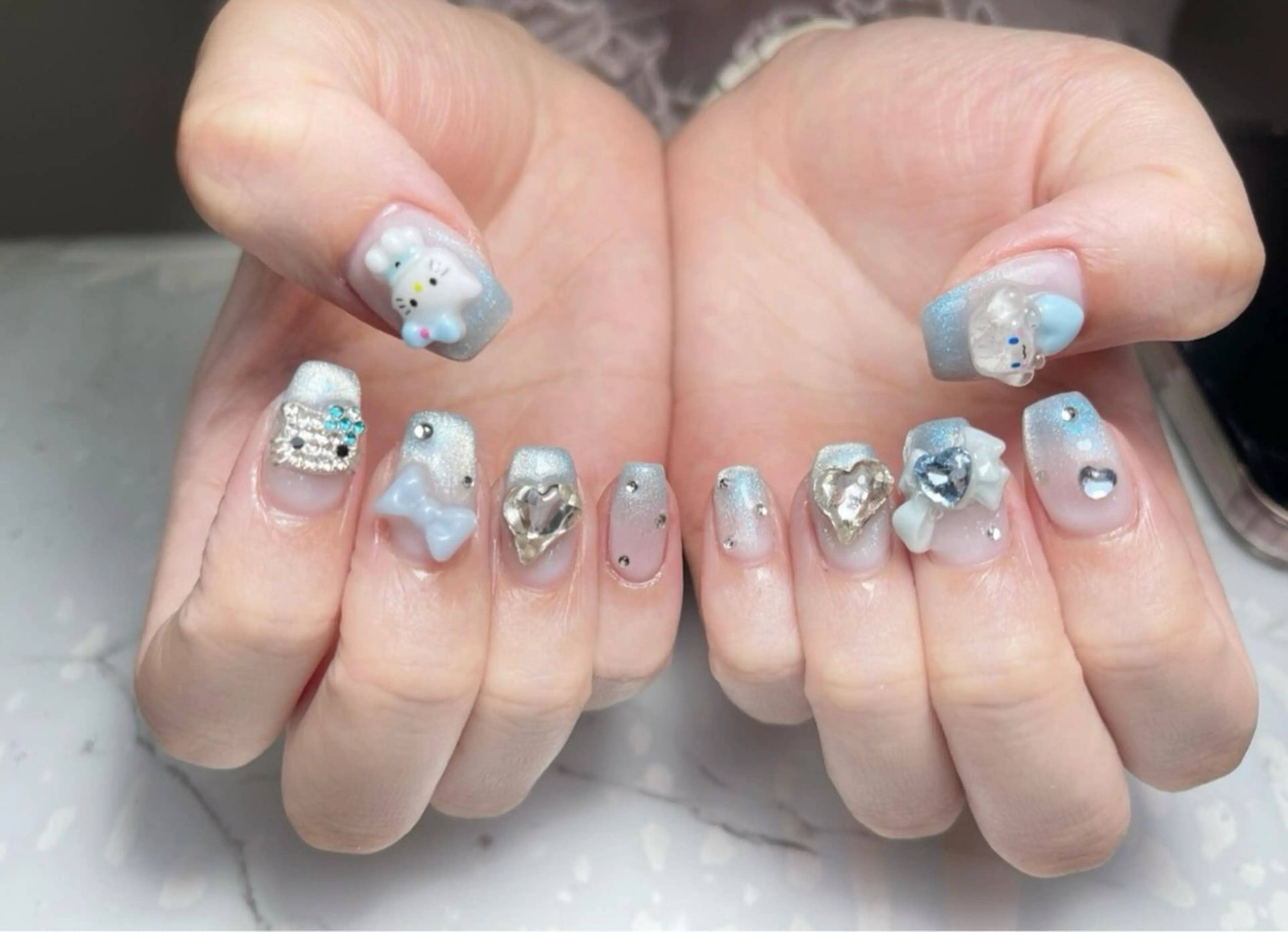 ネイル ハンドネイル 小林 あゆみのネイルデザイン