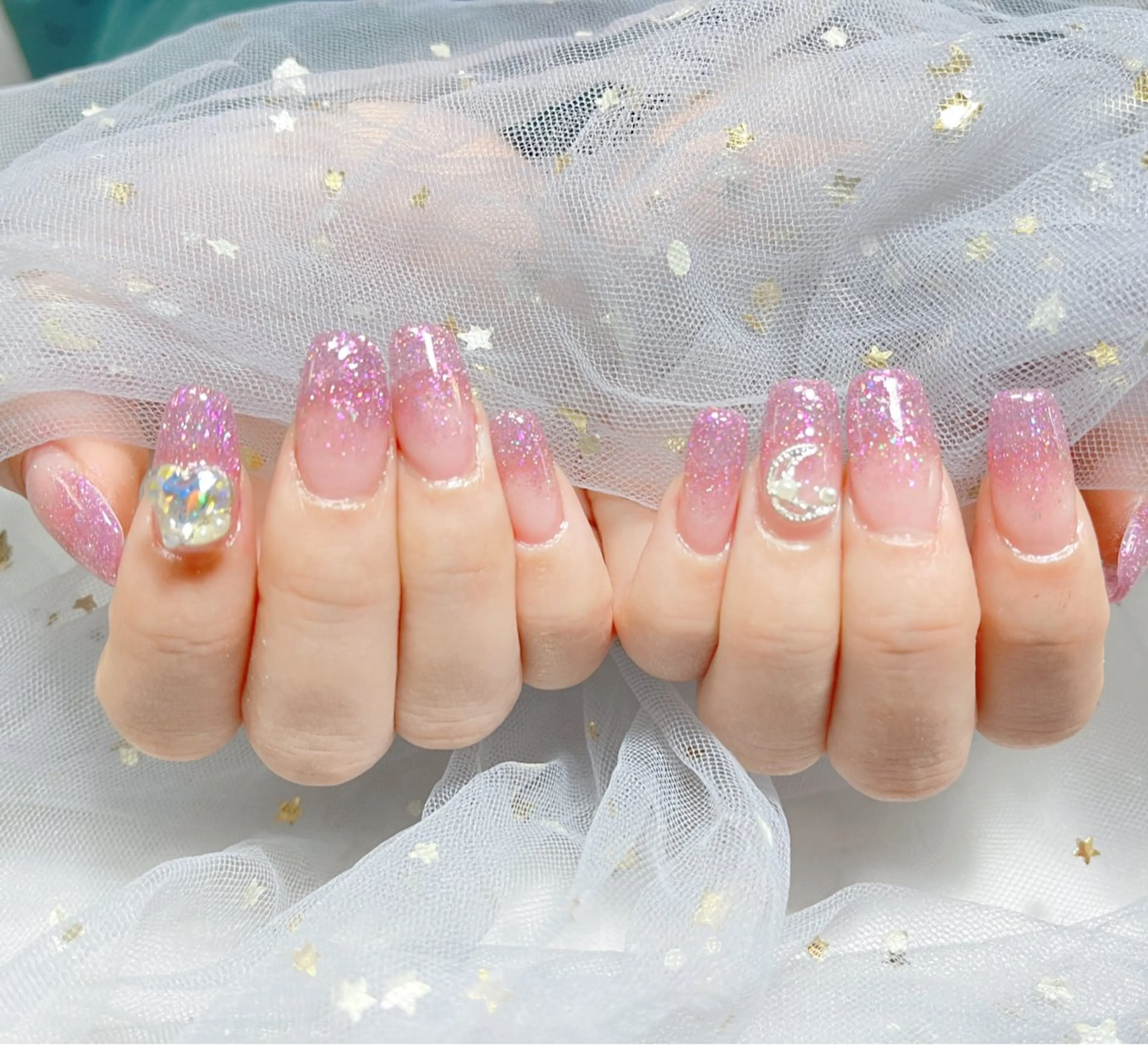 ネイル ハンドネイル 🎀ネイルサロン エクラYUI🎀のネイルデザイン