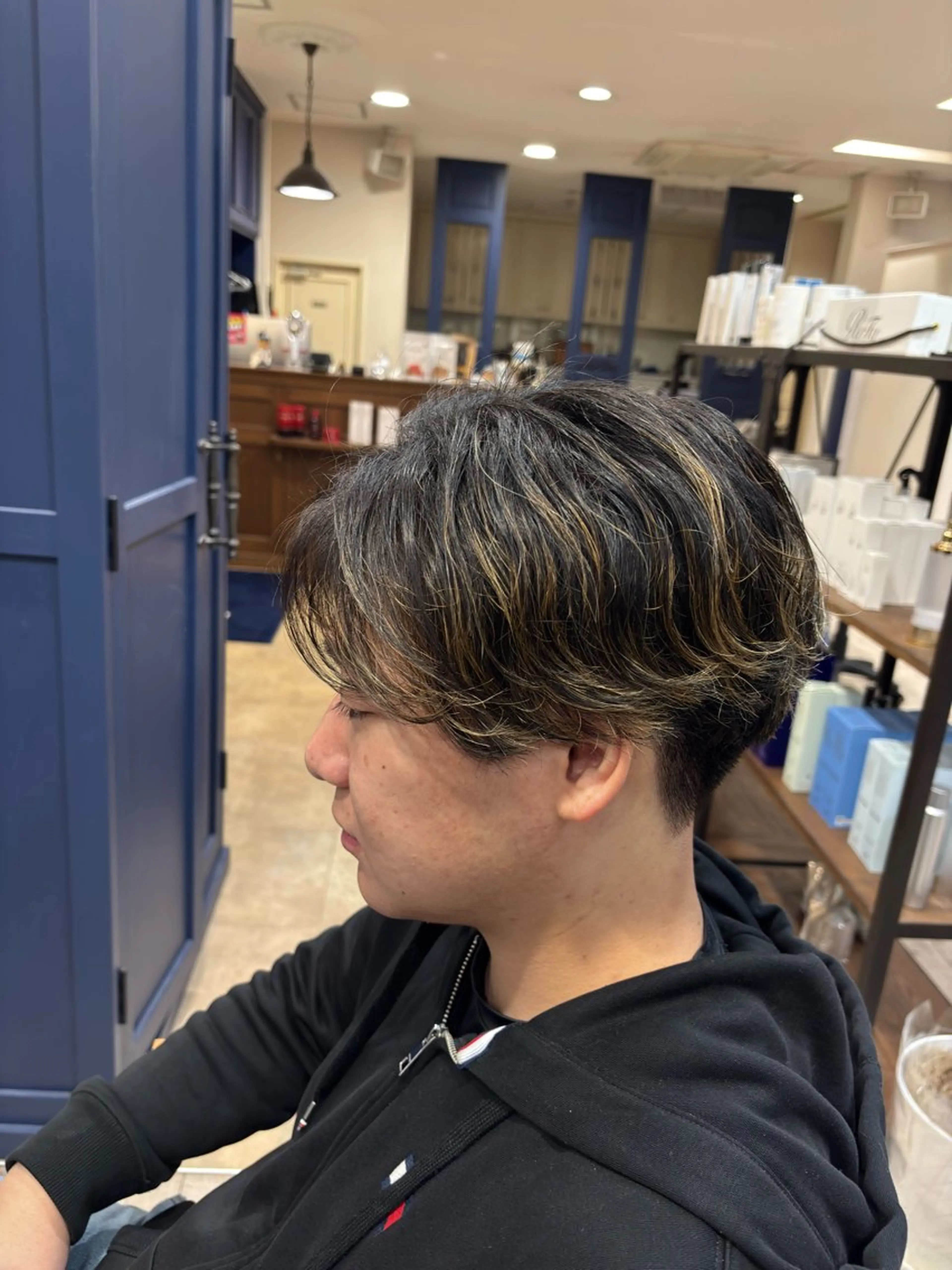 パーマ メンズ フェザーパーマ メンズハイライト メンズパーマ メンズ専門/阿部修士 カットモデル募集中のヘアスタイル