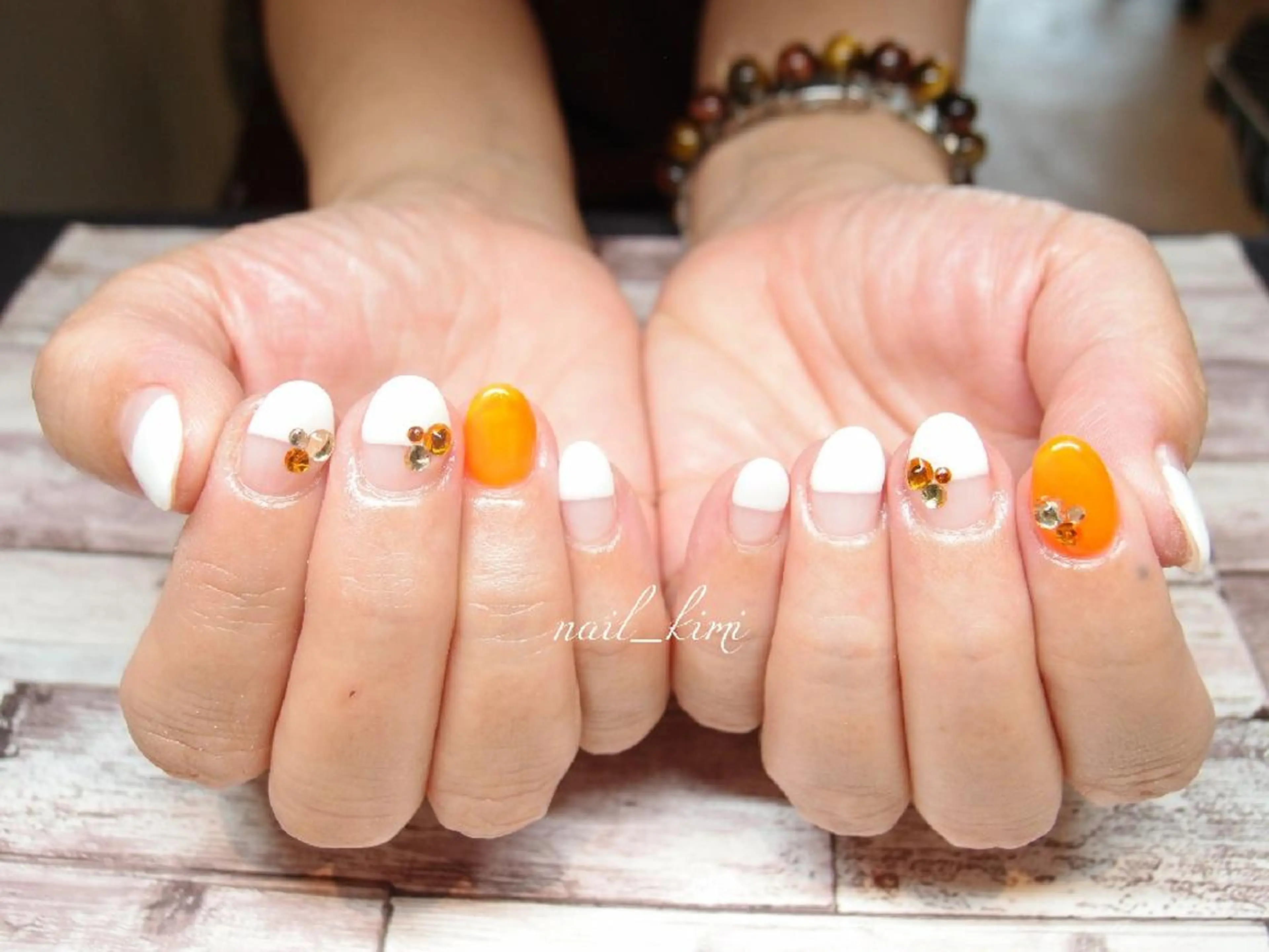 ネイル フレンチネイル ストーンネイル ConneQt所属・ETHOSENSE. kimikaのネイルデザイン