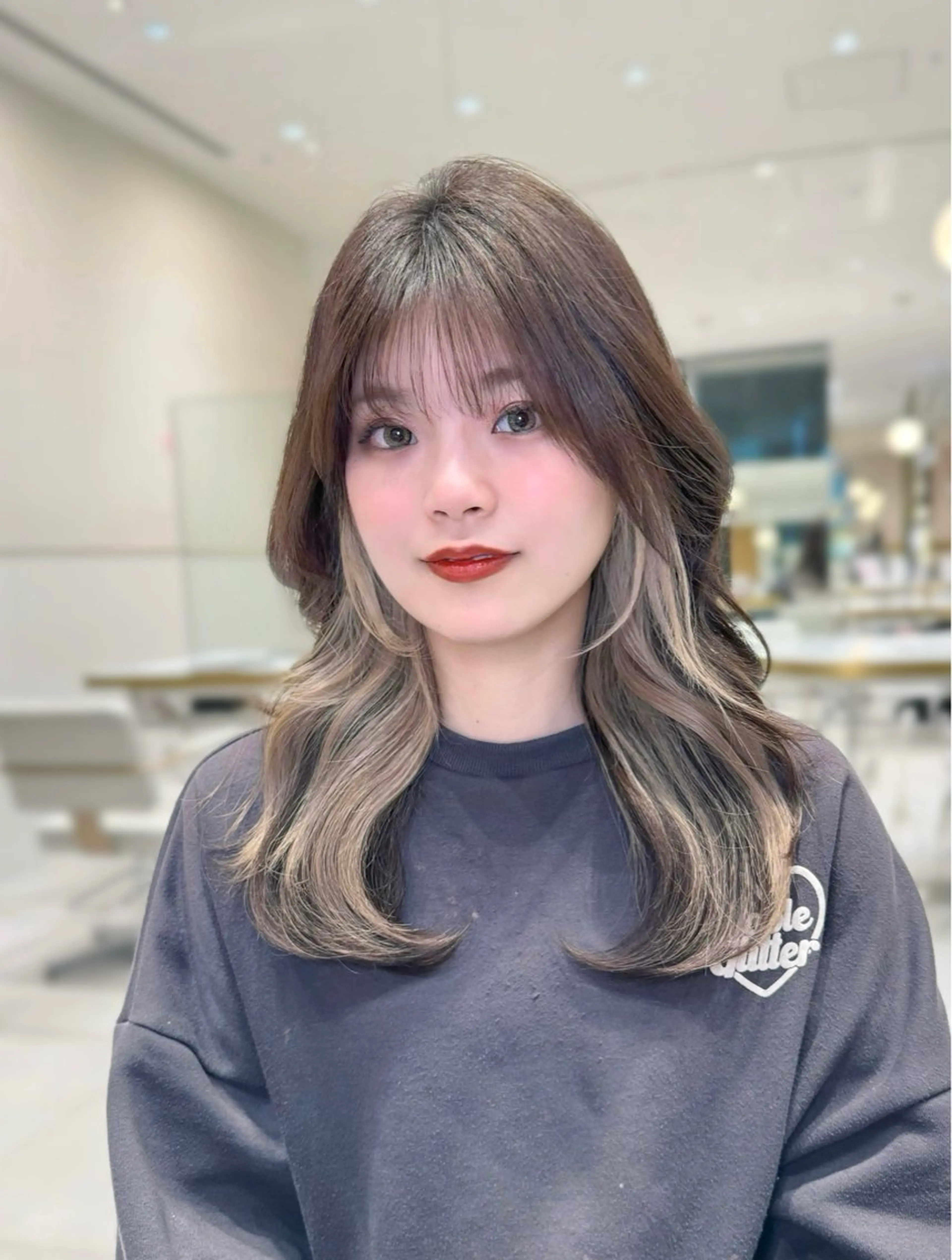 セミロング カラー カット ヘアカラー トリートメント ヘッドスパ ヘアセット 韓国ヘア/レイヤー/ 顔まわり/りょーとのヘアスタイル