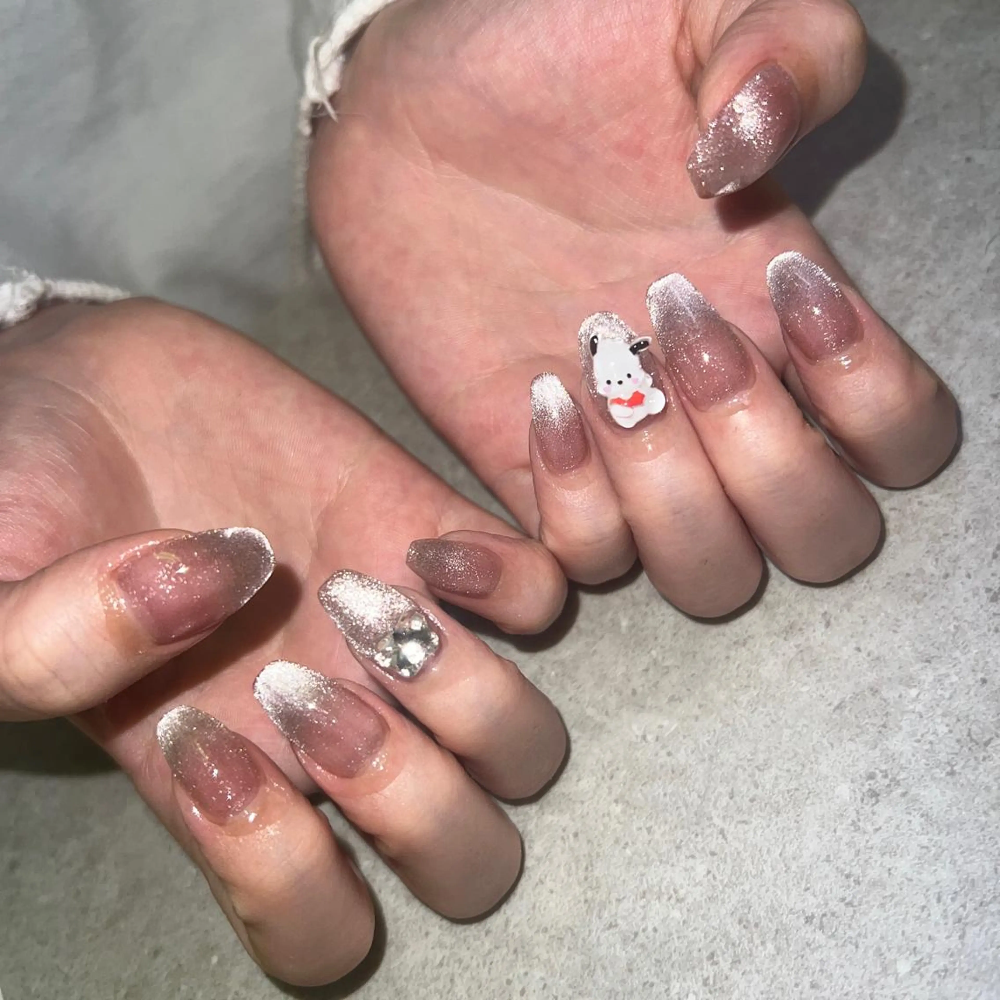 ネイル グラデーション ハンドネイル ハンドケア Allma Nailのネイルデザイン