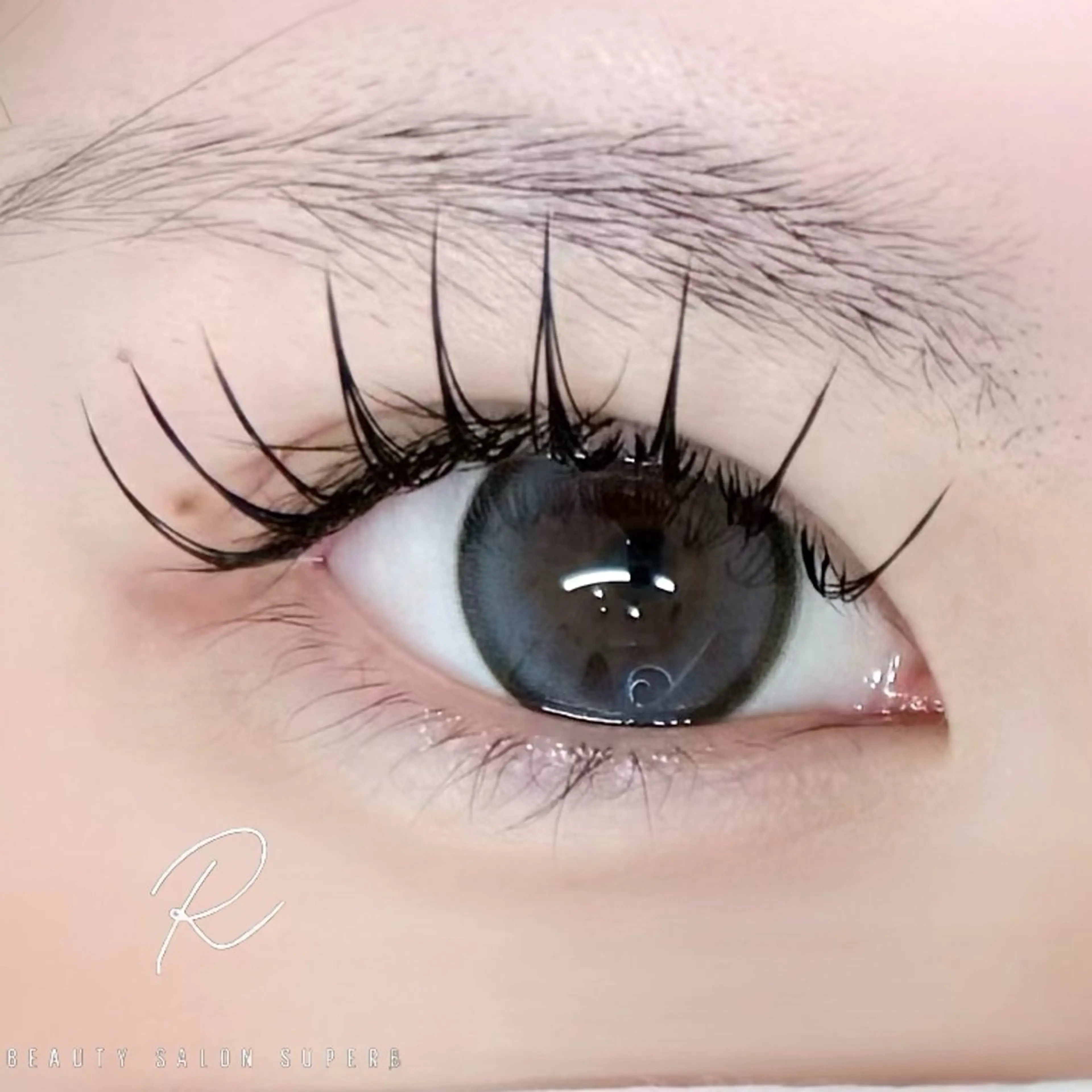 マツエク・マツパ WHITE EYE YUINAのマツエク・マツパデザイン