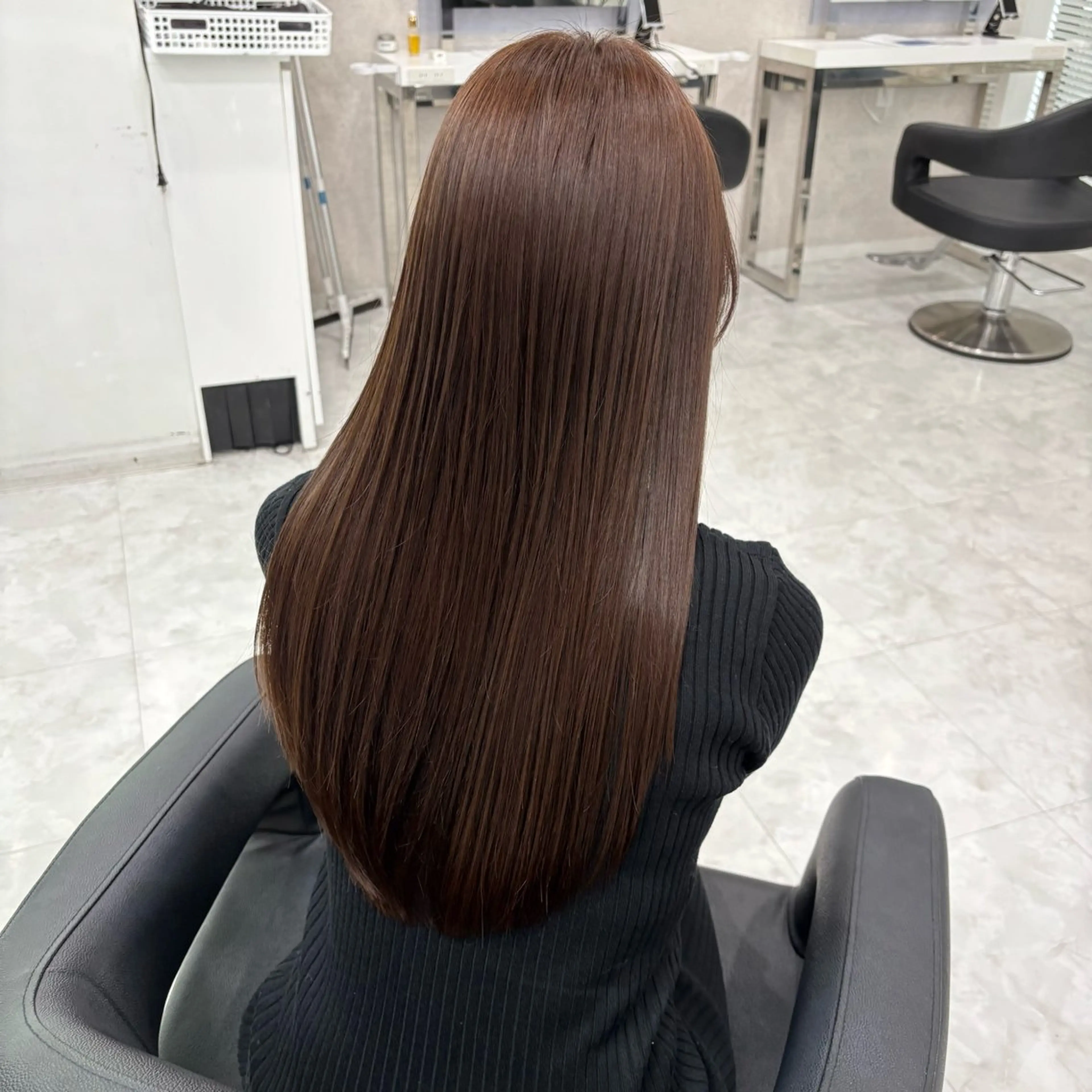 【💖初カラーにオススメ!!💖】ブリーチーなしワンカラー＋髪質改善トリートメント🪽🪽の写真