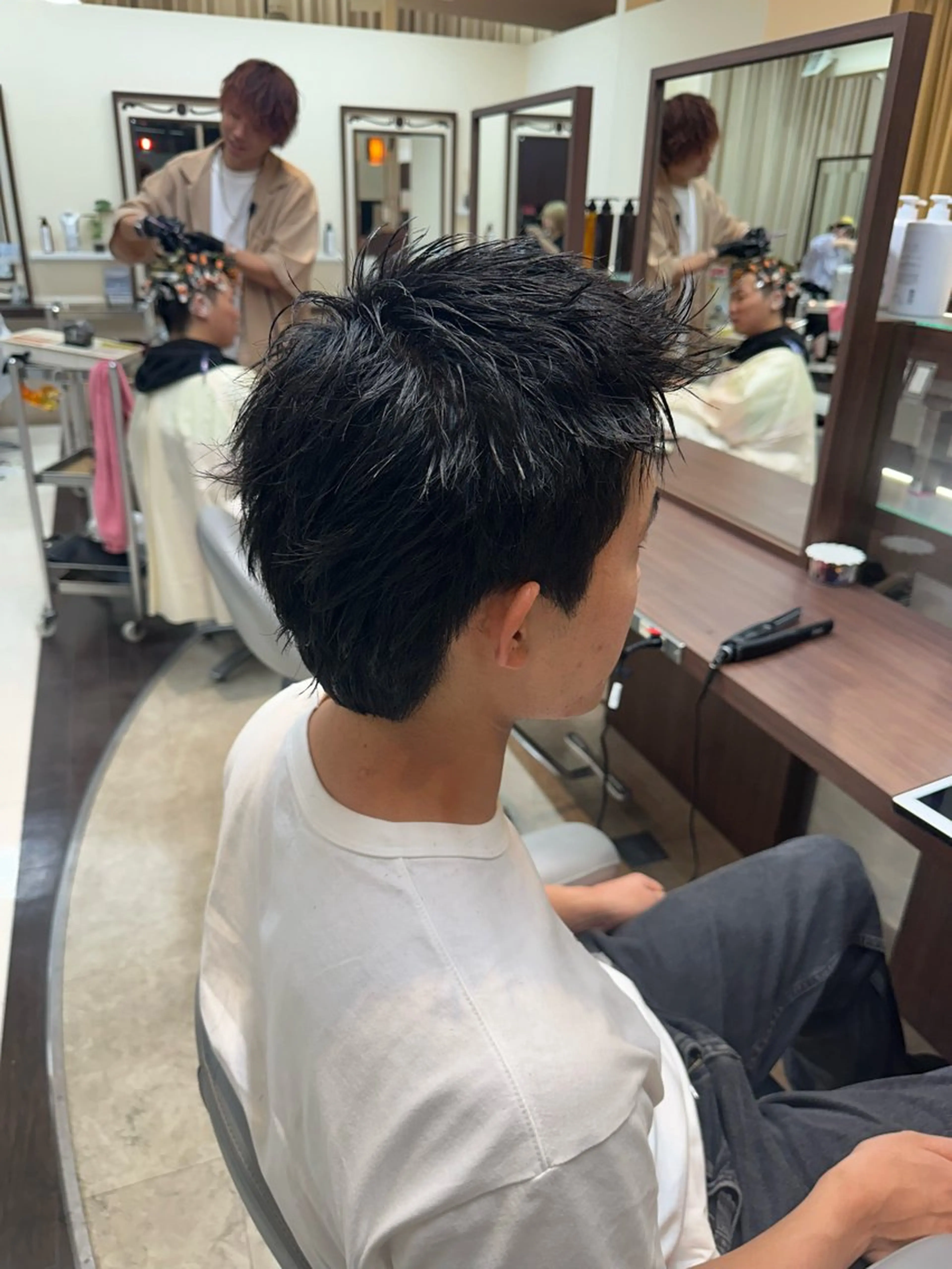 ショート カラー パーマ メンズ スパイキーショート 刈り上げ ショートヘア カット ヘアセット 毎月230人担当/ メンズヘア/清和武虎のヘアスタイル