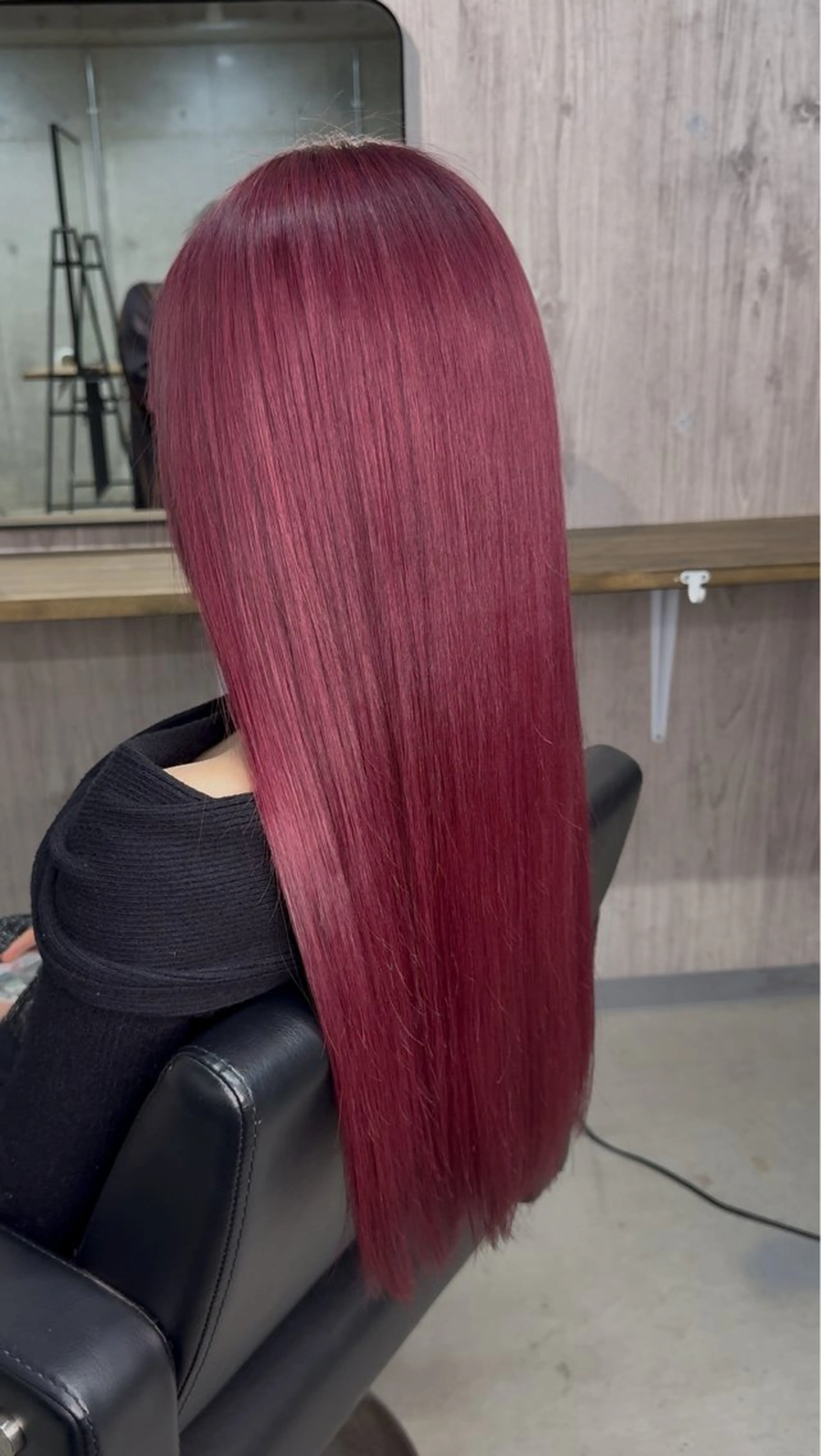 ロング トリートメント ヘアカラー lafit YURITOのヘアスタイル