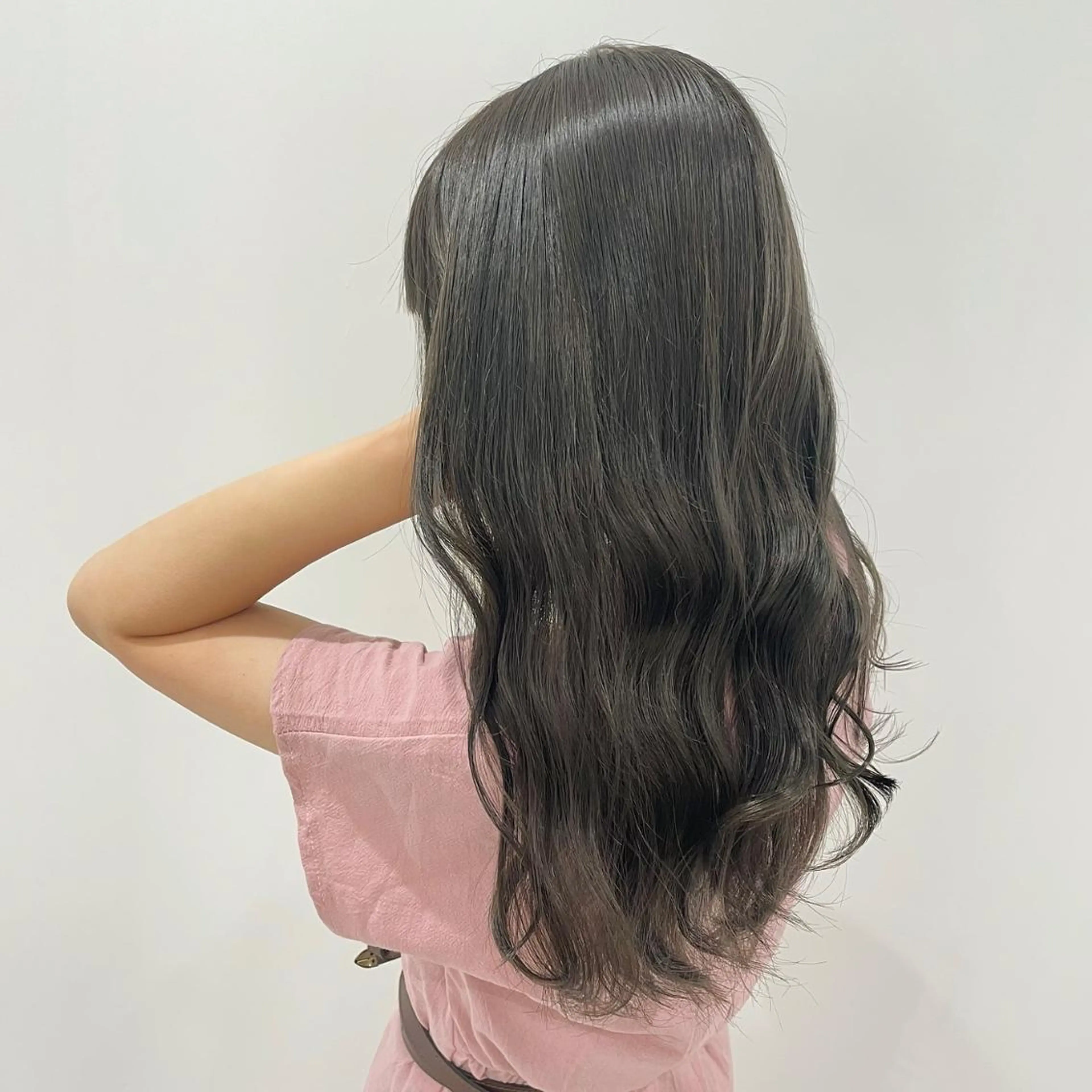 ロング カラー ヘアカラー トリートメント 🎀透明感カラー🎀 mikaのヘアスタイル