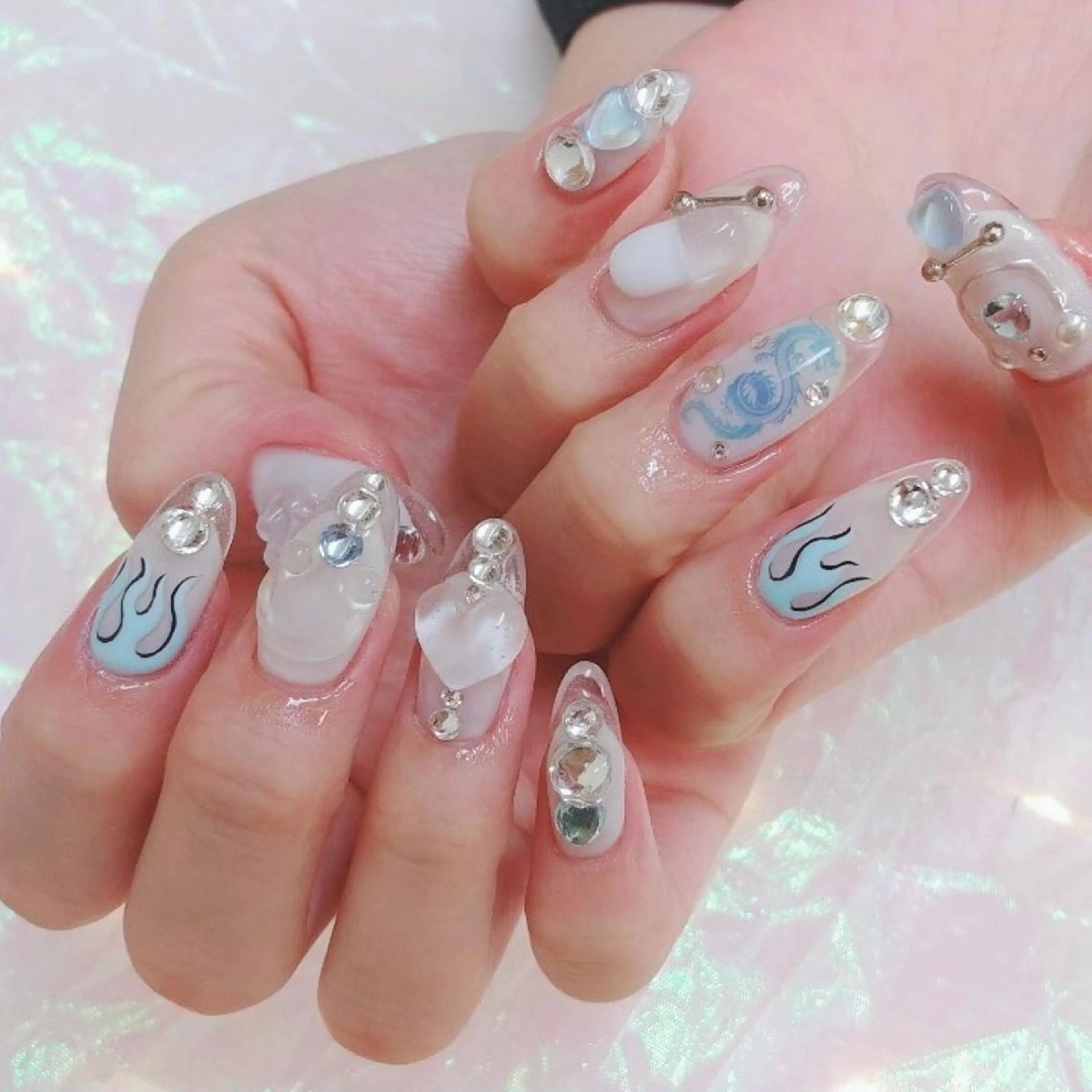 ネイル クリアネイル フレンチネイル ジェルネイル スカルプネイル ハンドネイル Nail lieNのネイルデザイン