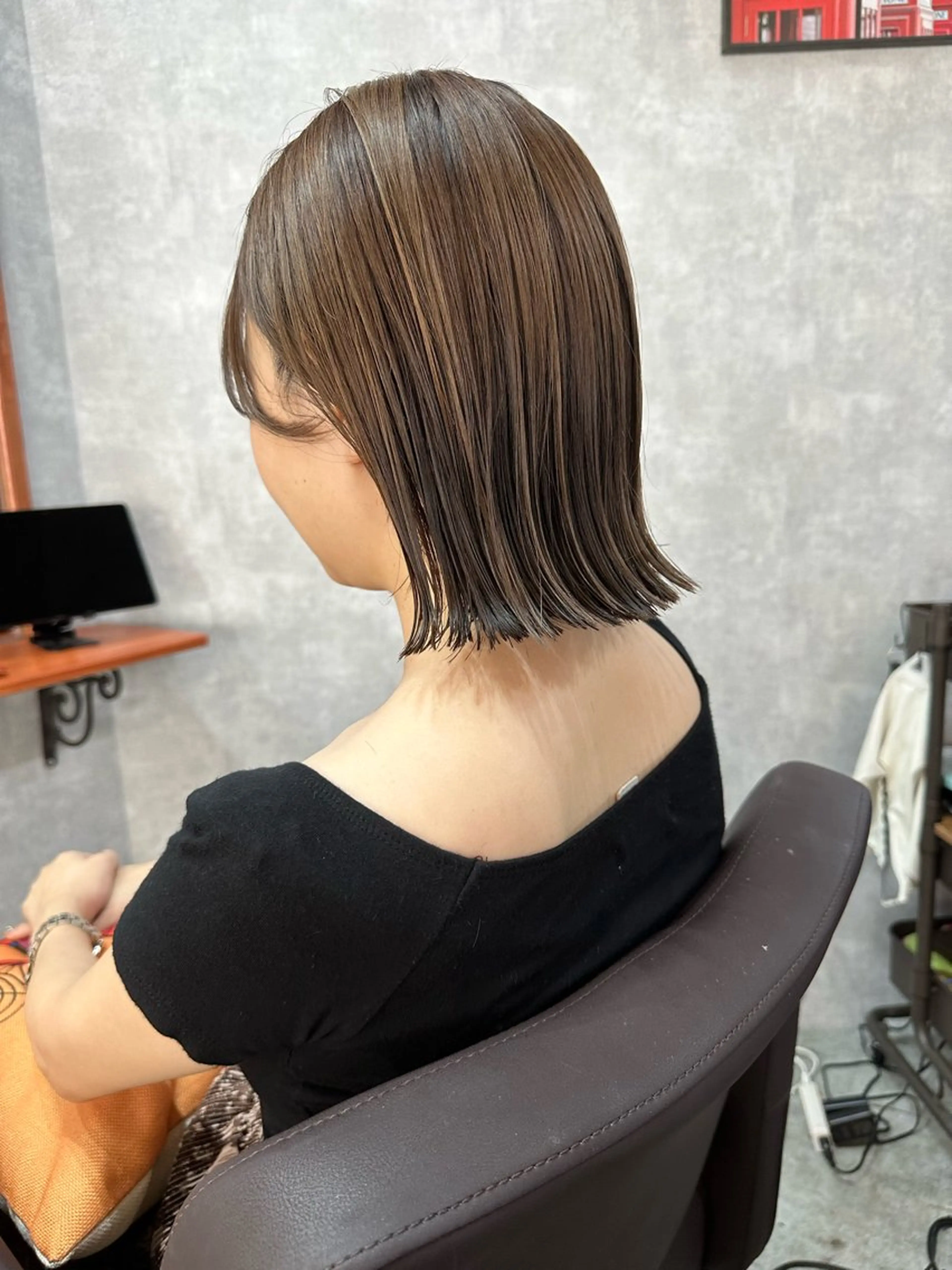 ショート 切りっぱなしボブ ショートボブ ハンサムショート 丸みショート ボブ カット ヘアカラー トリートメント モテ髪/ボブ/ショー ト/アダチフウトのヘアスタイル