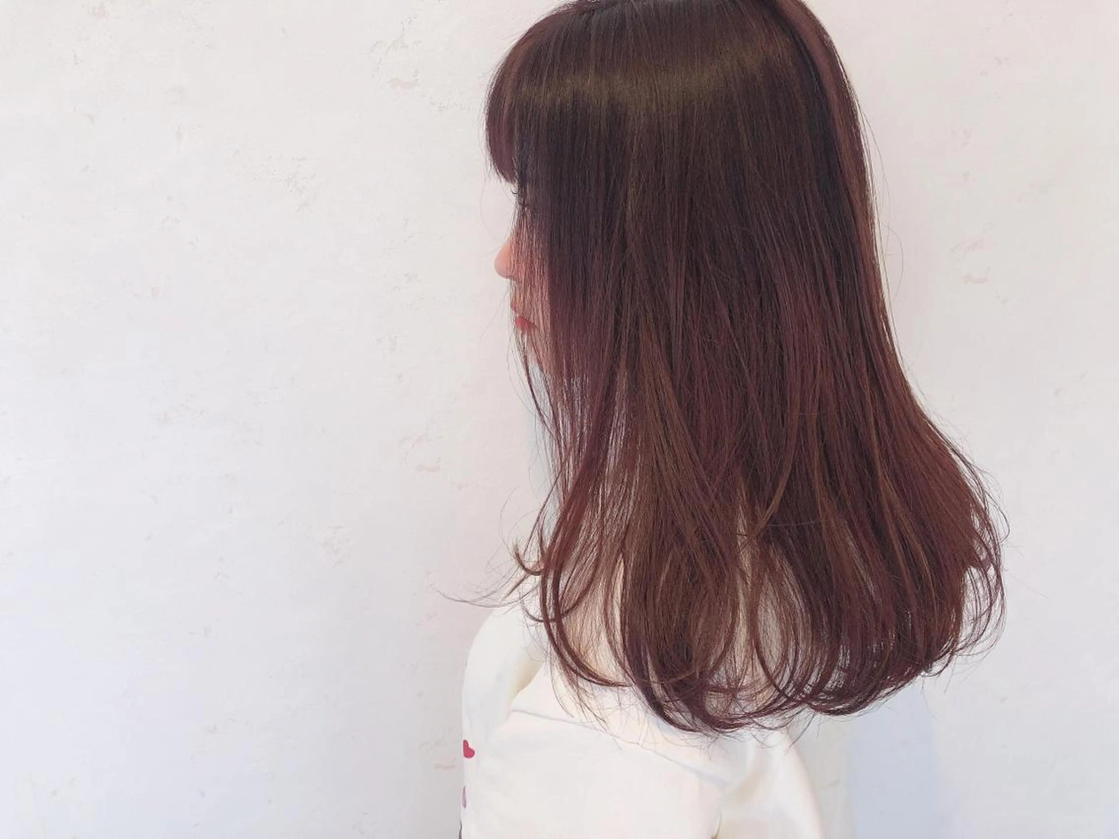 セミロング カラー 伊藤 さやかのヘアスタイル