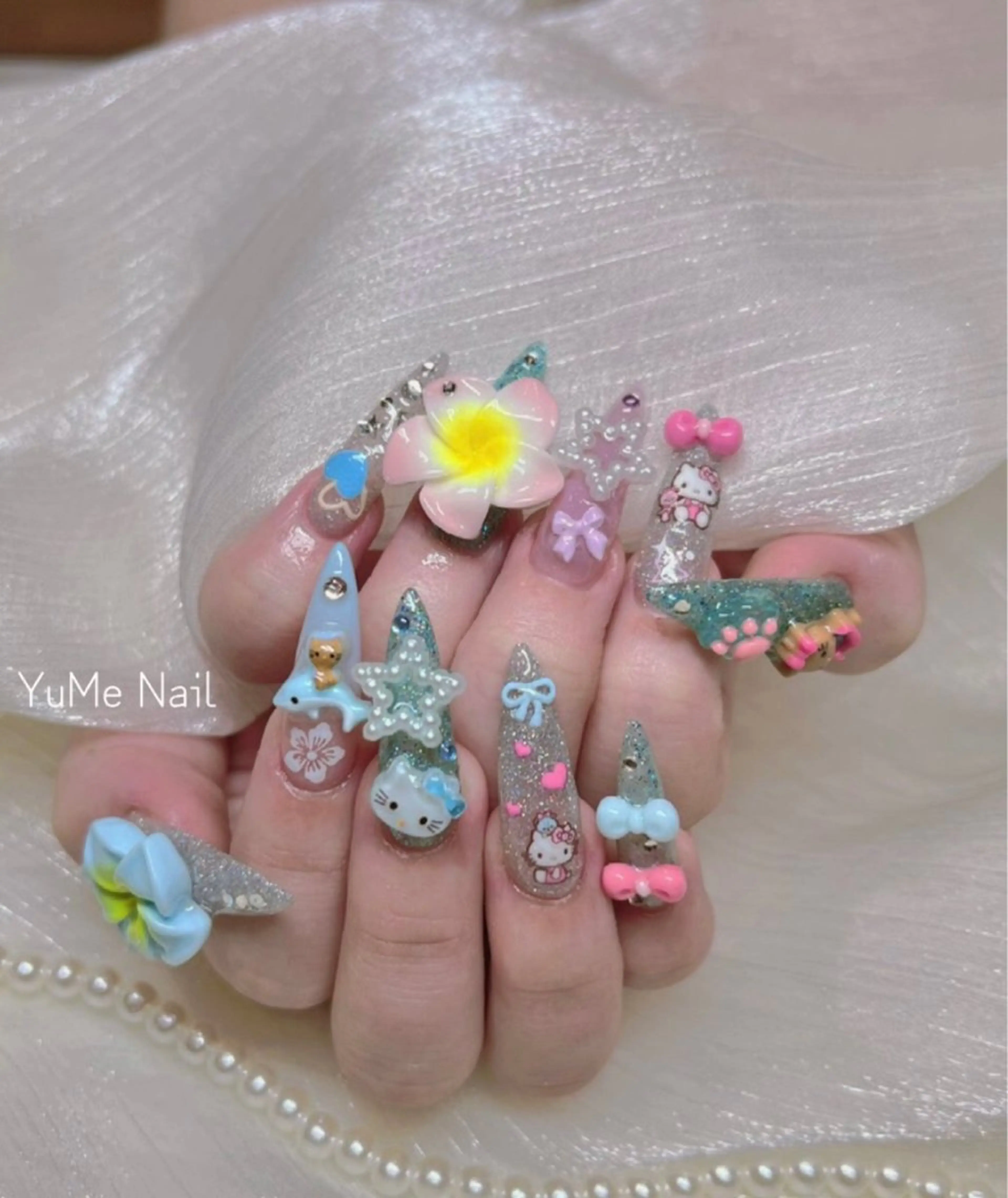 ミディアム YUME NailBeautyのネイルデザイン