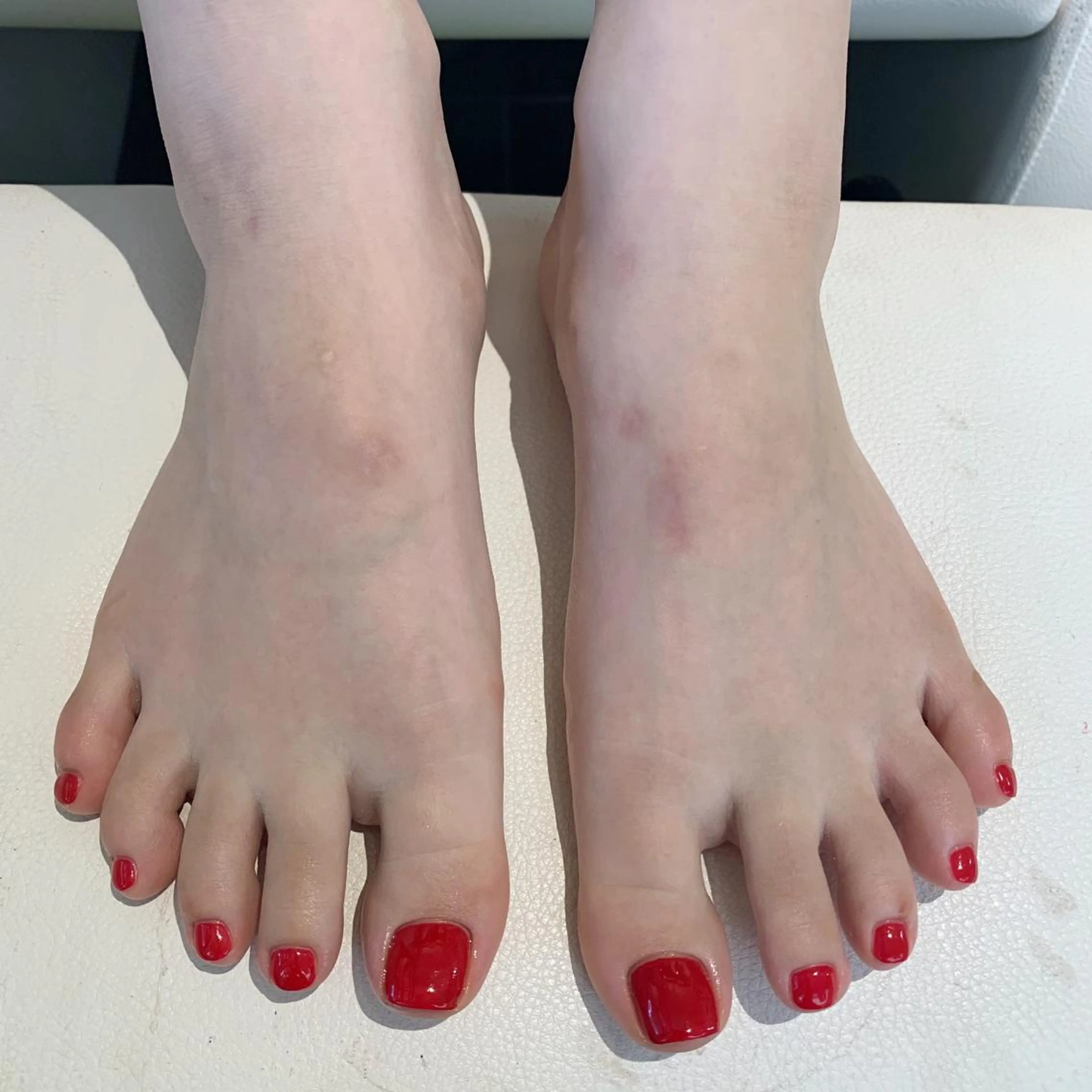 ネイル フットネイル ジェルネイル ワンカラーネイル パラジェル 鈴木 里奈のネイルデザイン